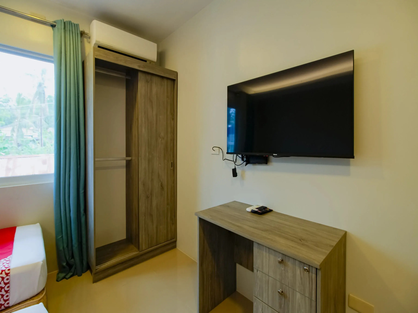 Vaccinated Staff -  849 Carcar Eco Farm Resorts