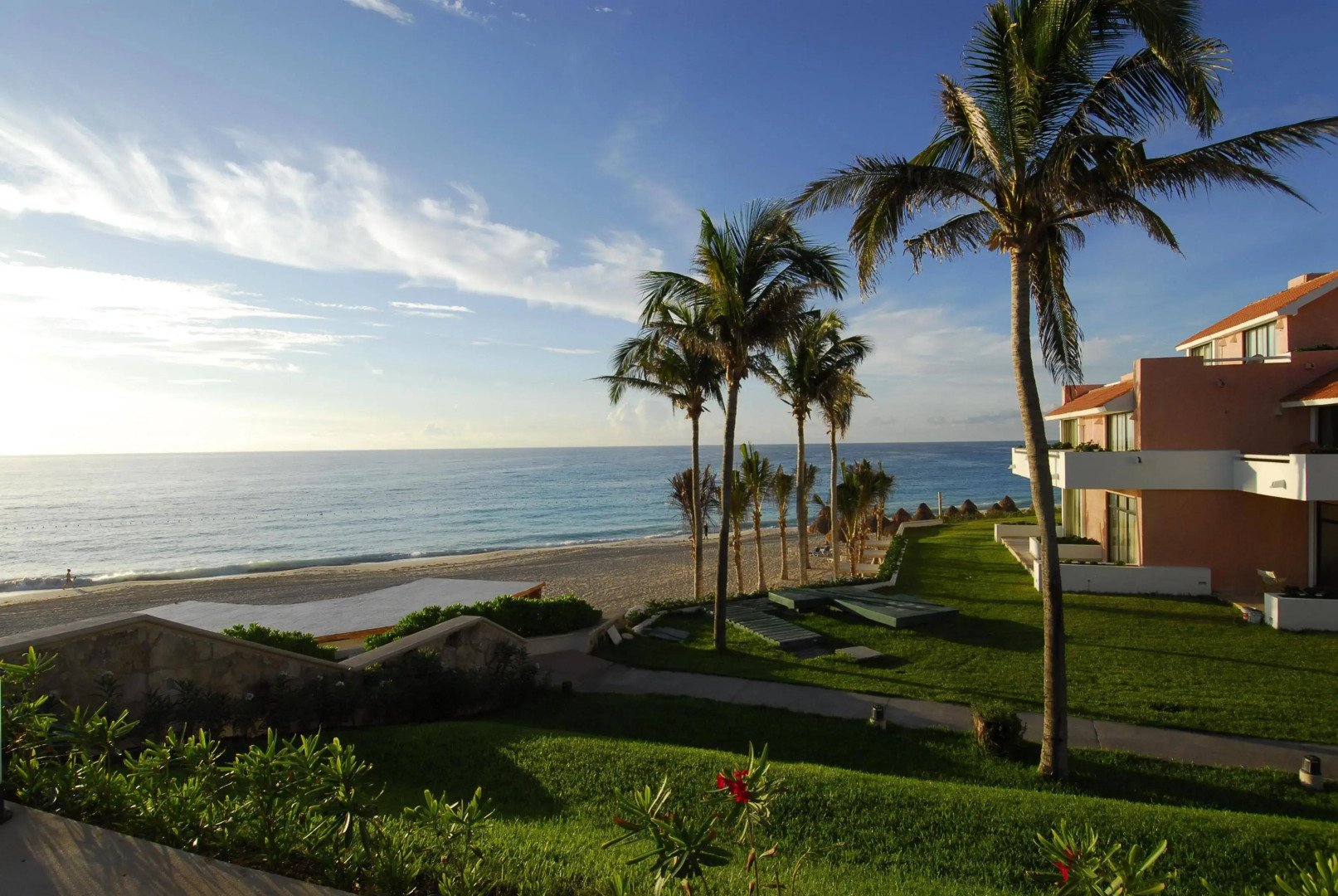 Wyndham Grand Cancun All Inclusive Resort & Villas