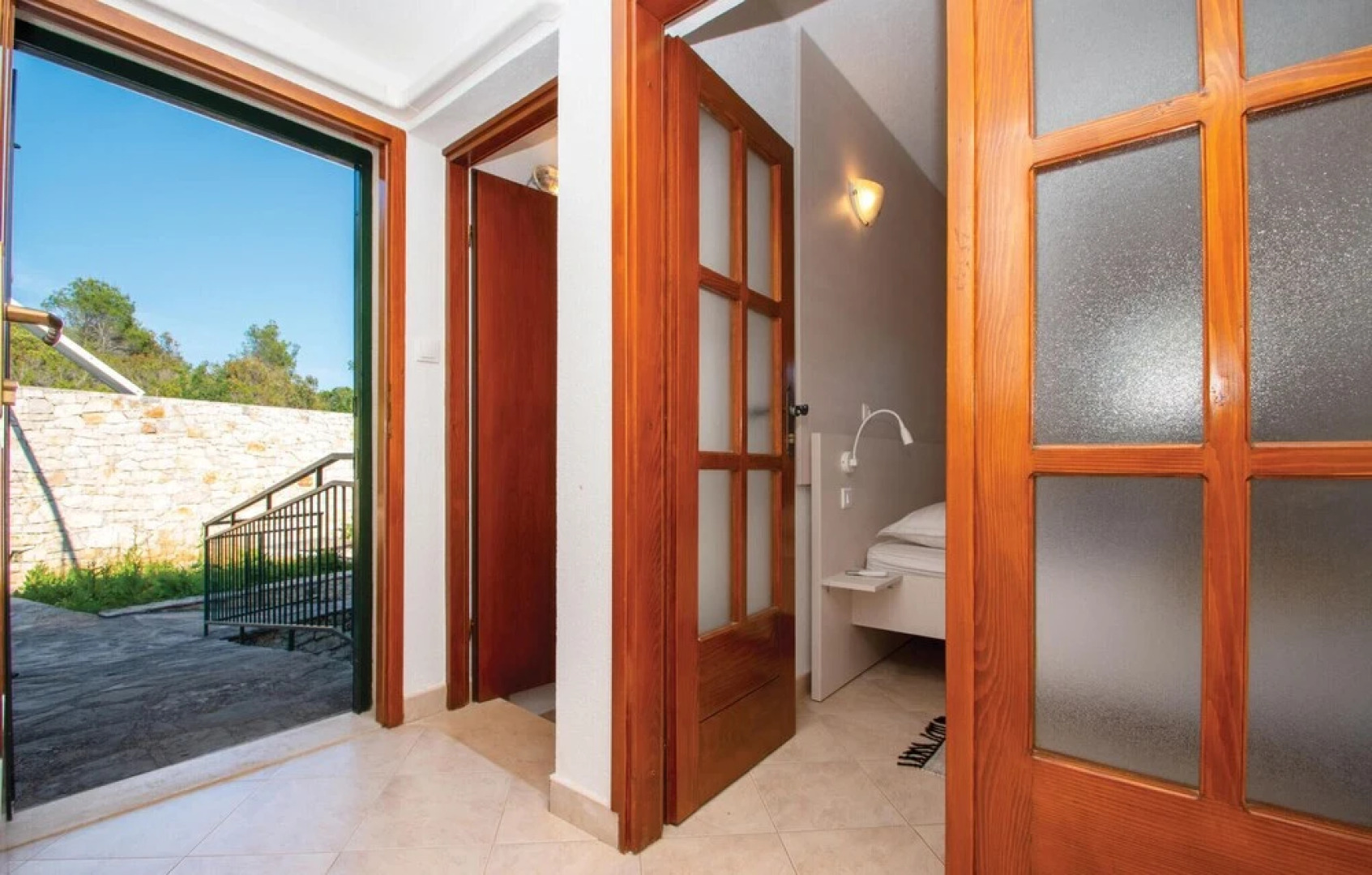 Awesome Home in Cara With Outdoor Swimming Pool, Wifi and 3 Bedrooms