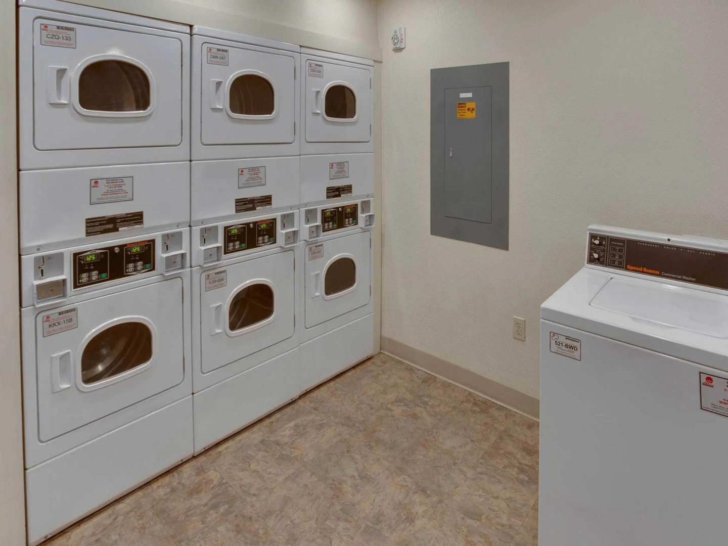 WoodSpring Suites Albuquerque East I-40 Tramway