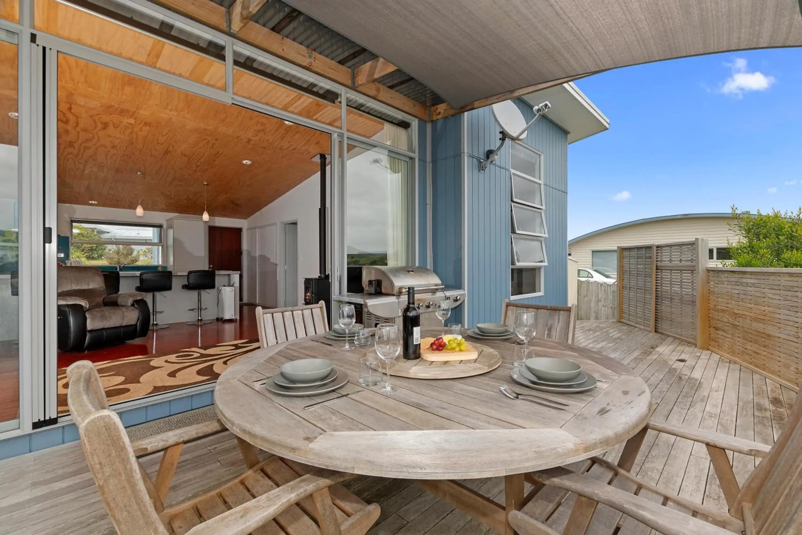 Blue Crush Villa - Mangawhai Heads Holiday Home