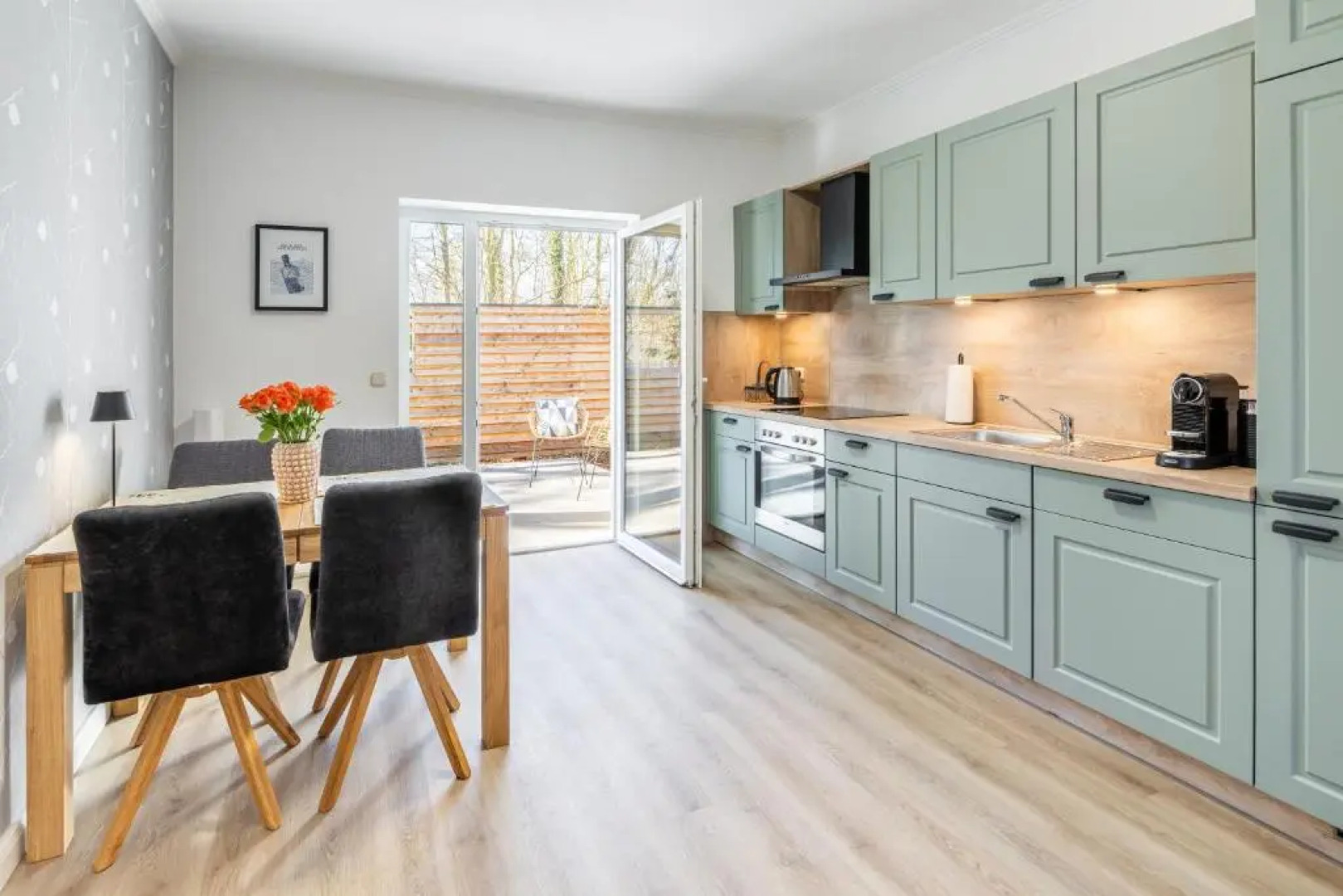 VIVID - Ideal für 4 - Strandnähe mit 2 Terrassen - 2 SZ & WZ