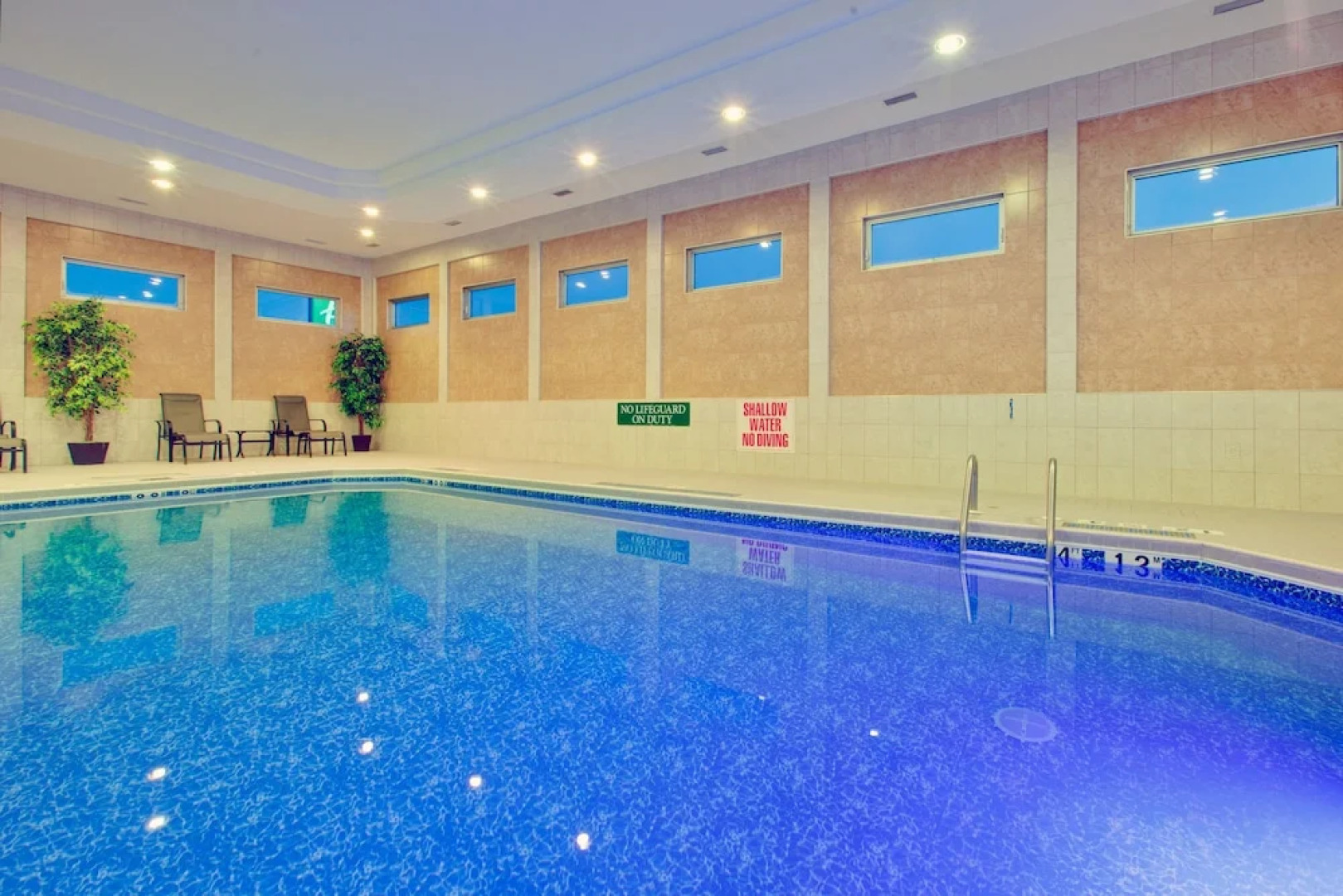 Holiday Inn Express Dryden