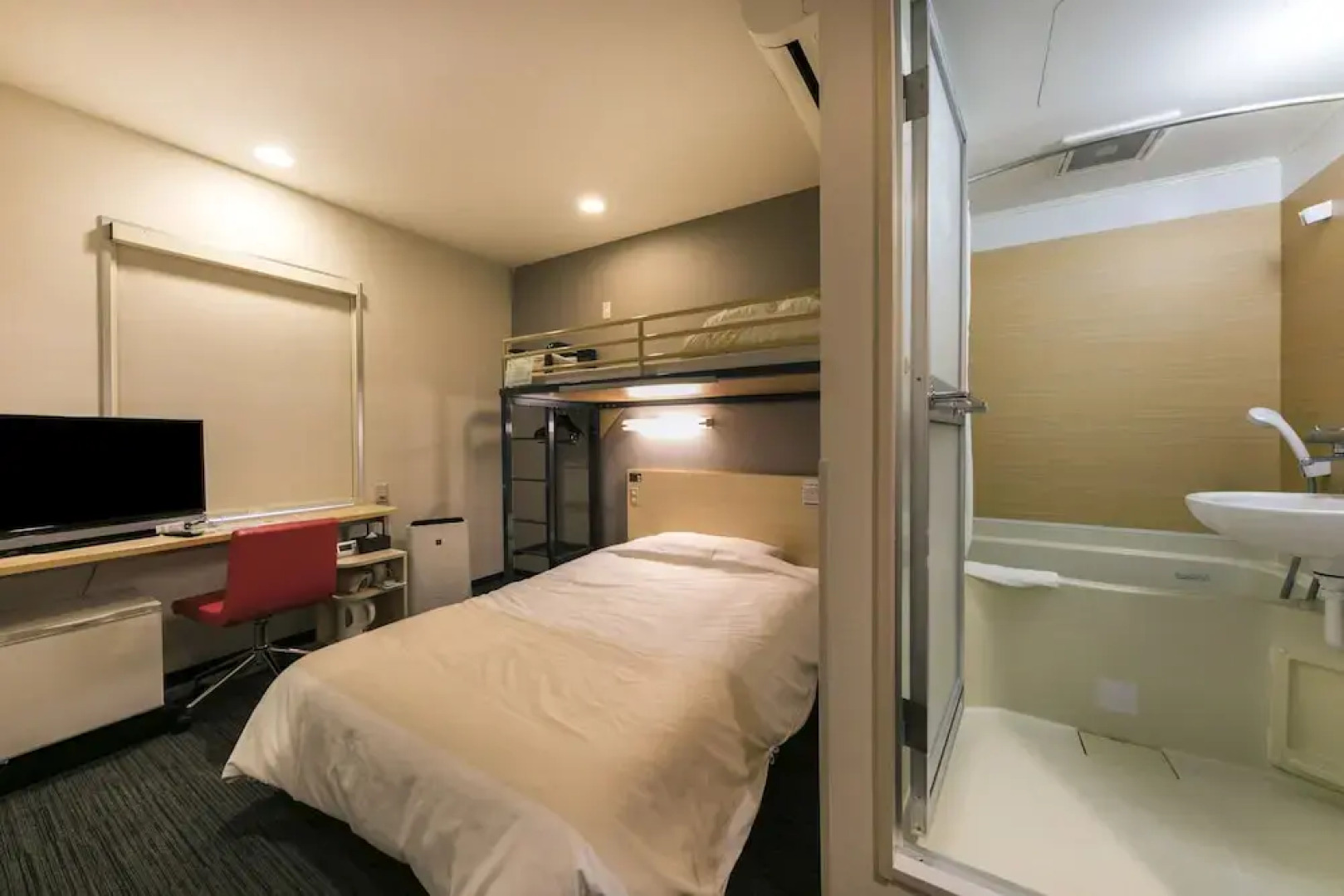 Super Hotel Takaoka Ekinan