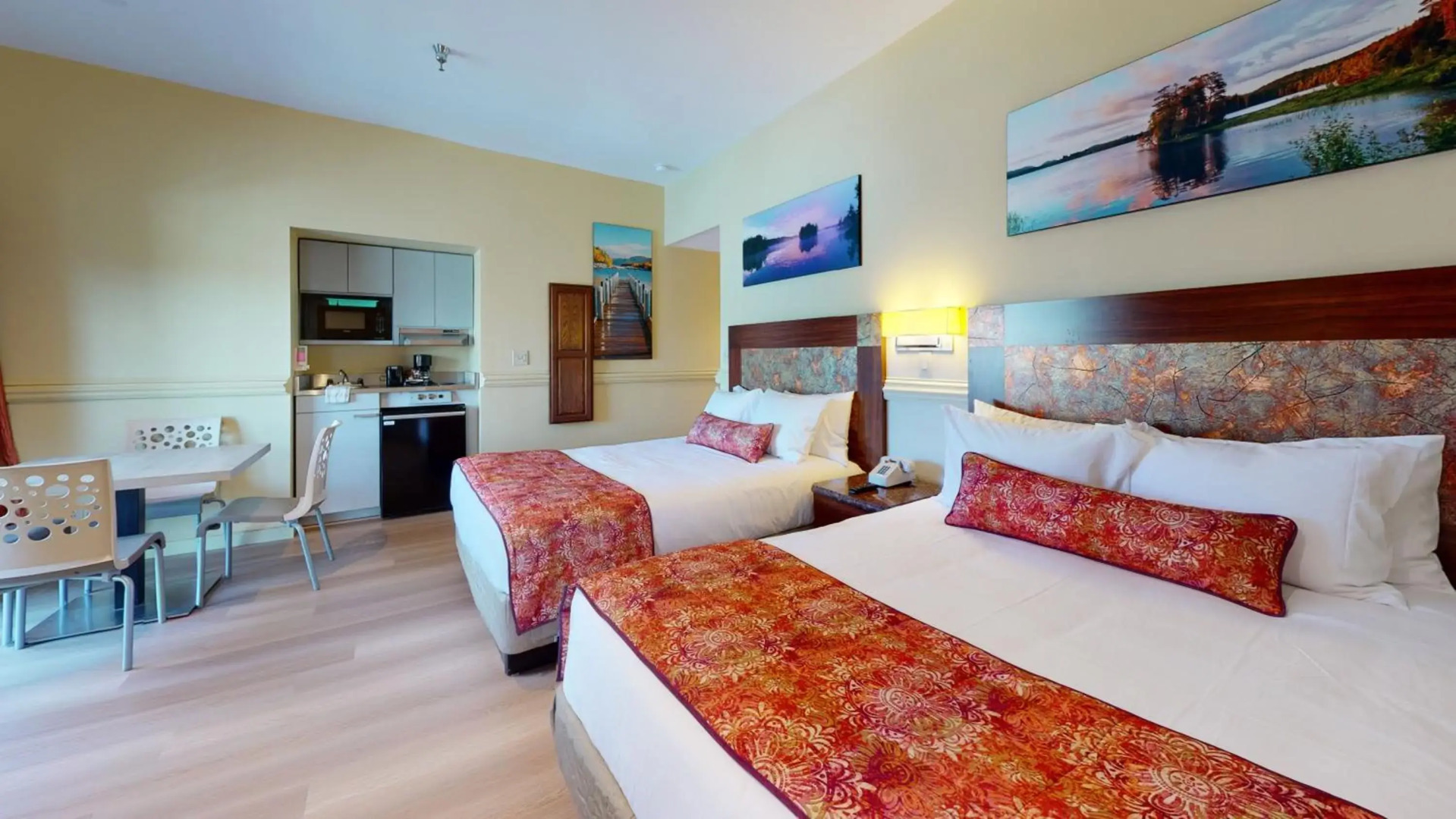 Surfside On The Lake