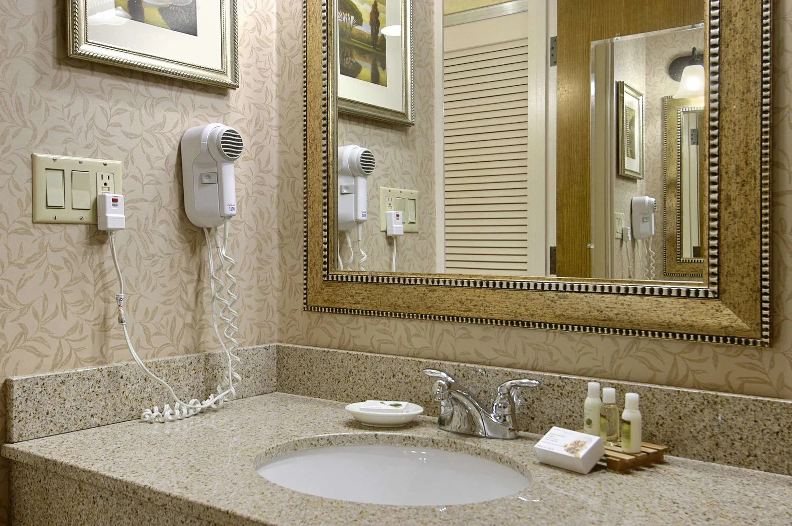 Red Lion Hotel Wenatchee City Center