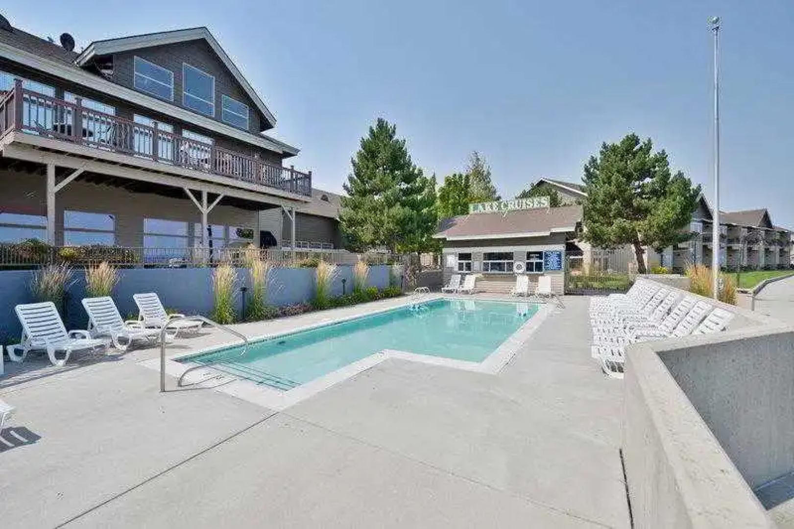 Best Western Plus Kwataqnuk Resort