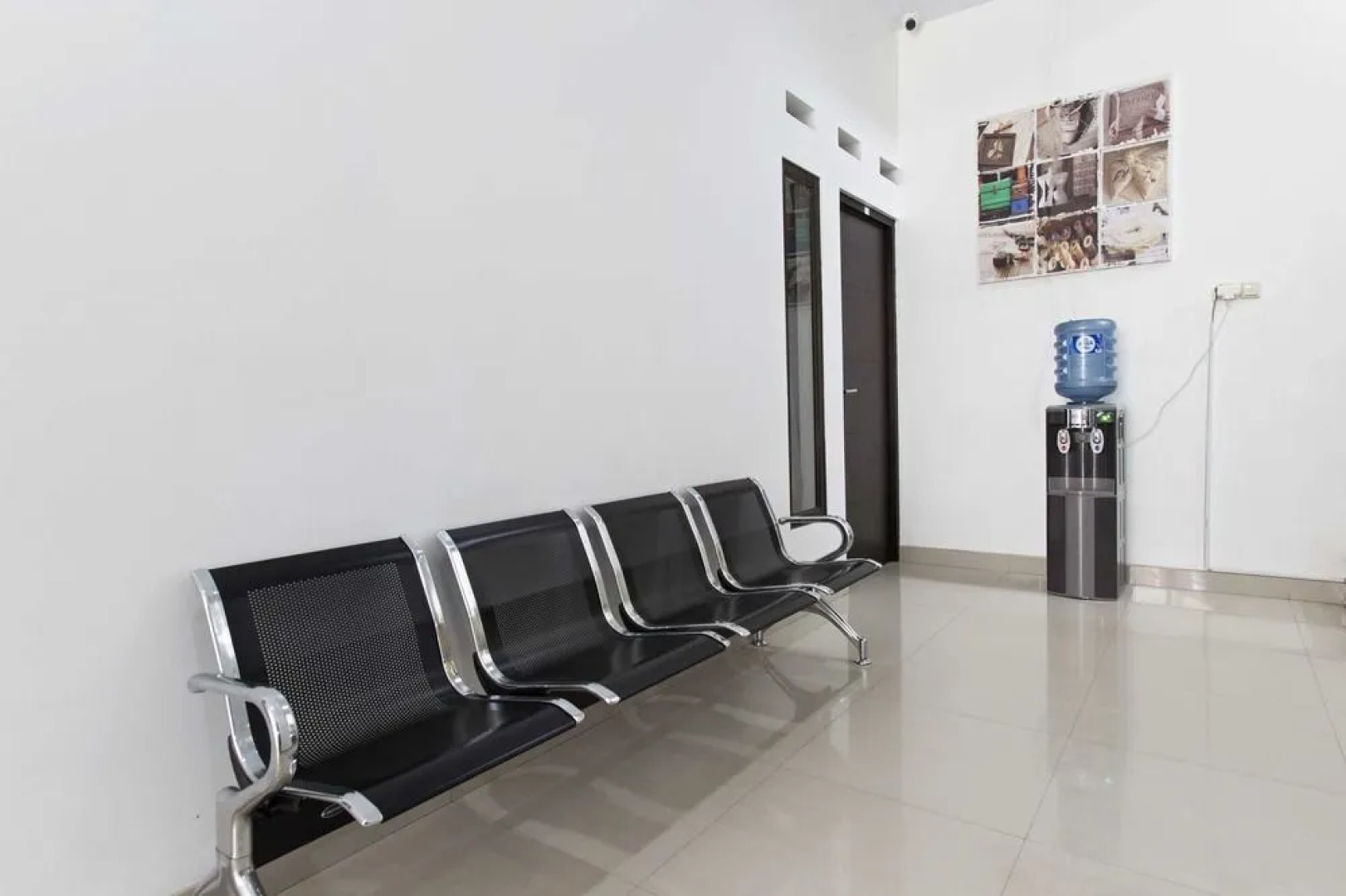 RedDoorz Near Sudirman Station