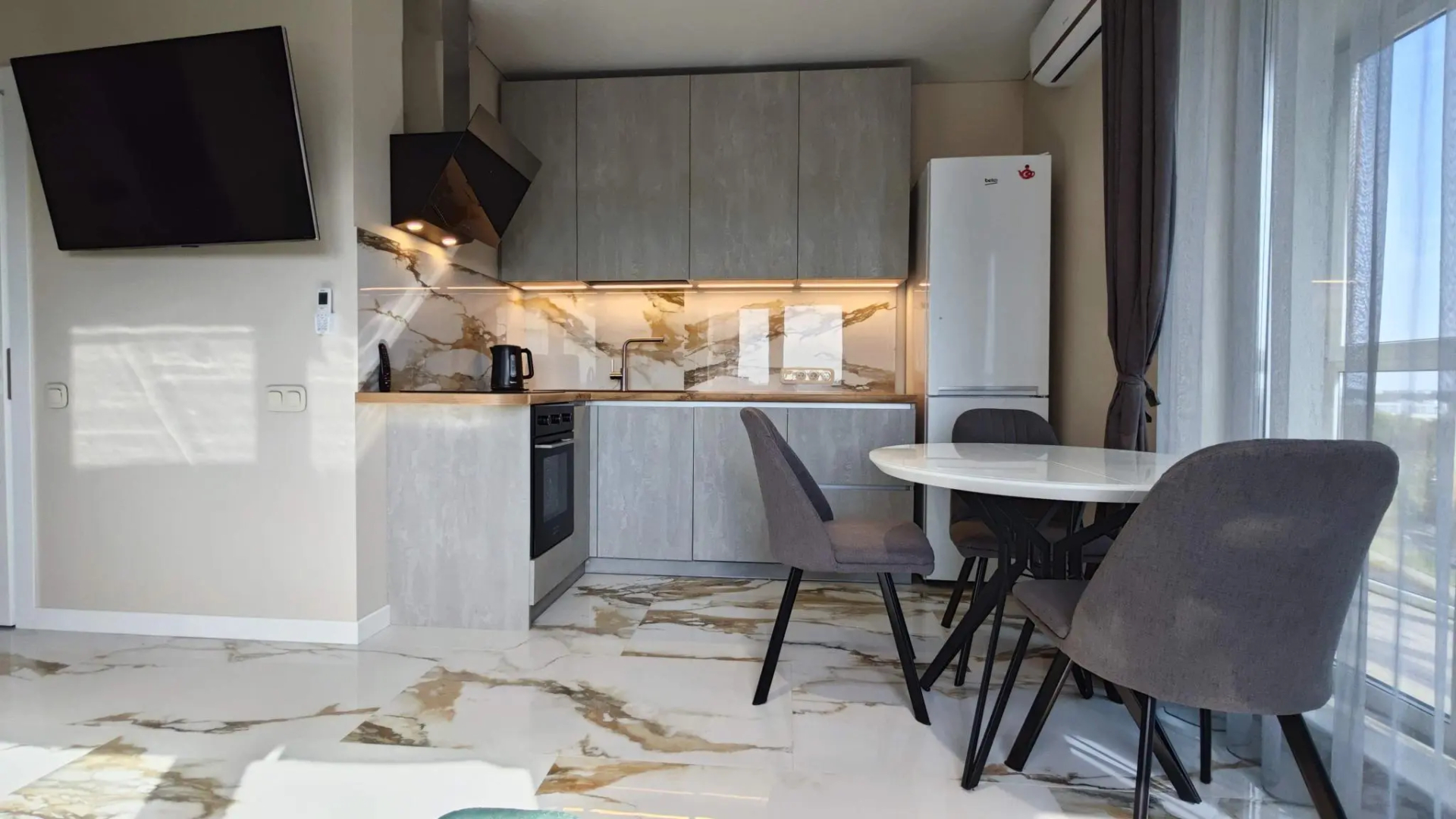 Апартон на проспекте Независимости 88