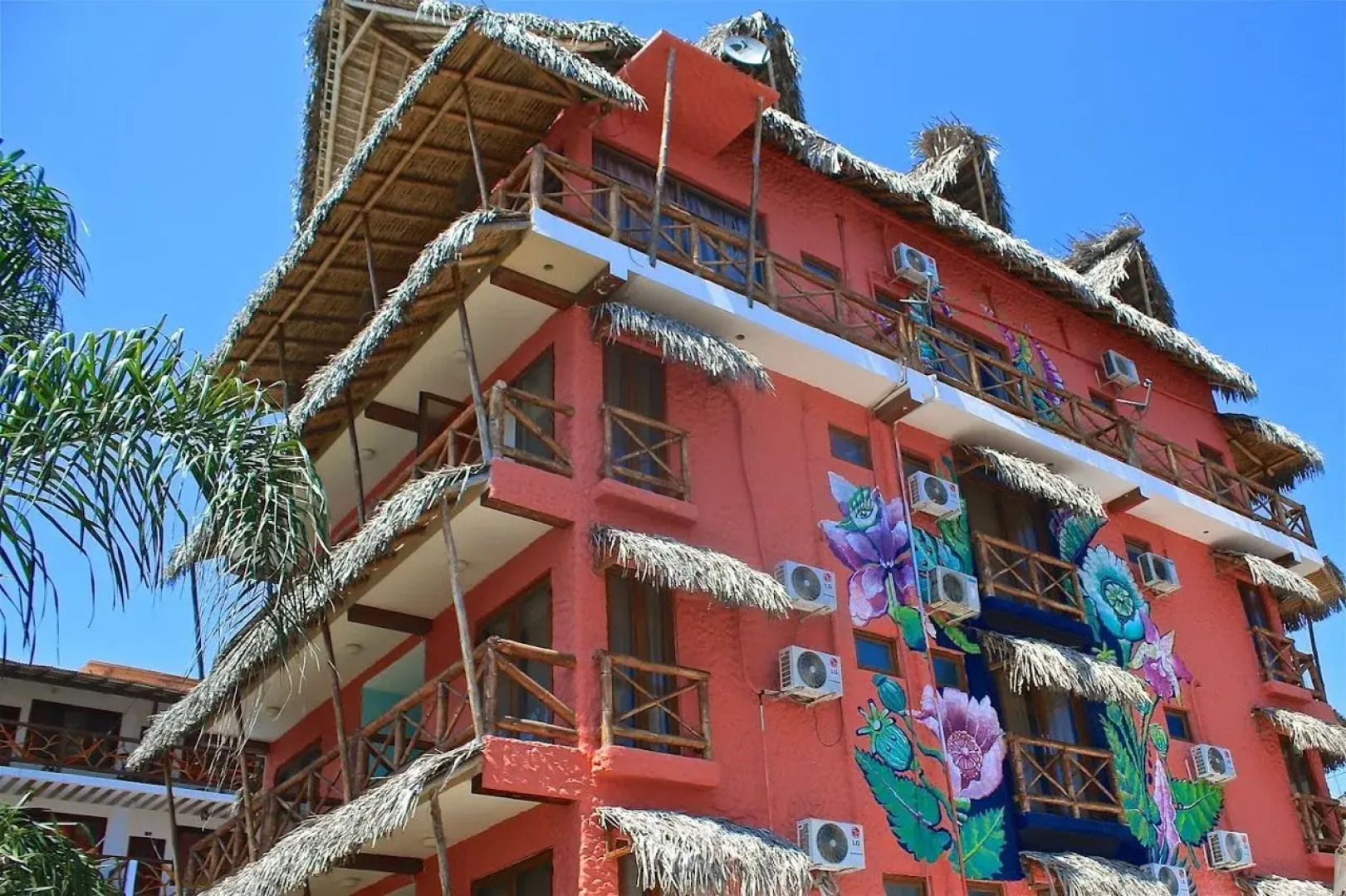 Slumber Party Montañita