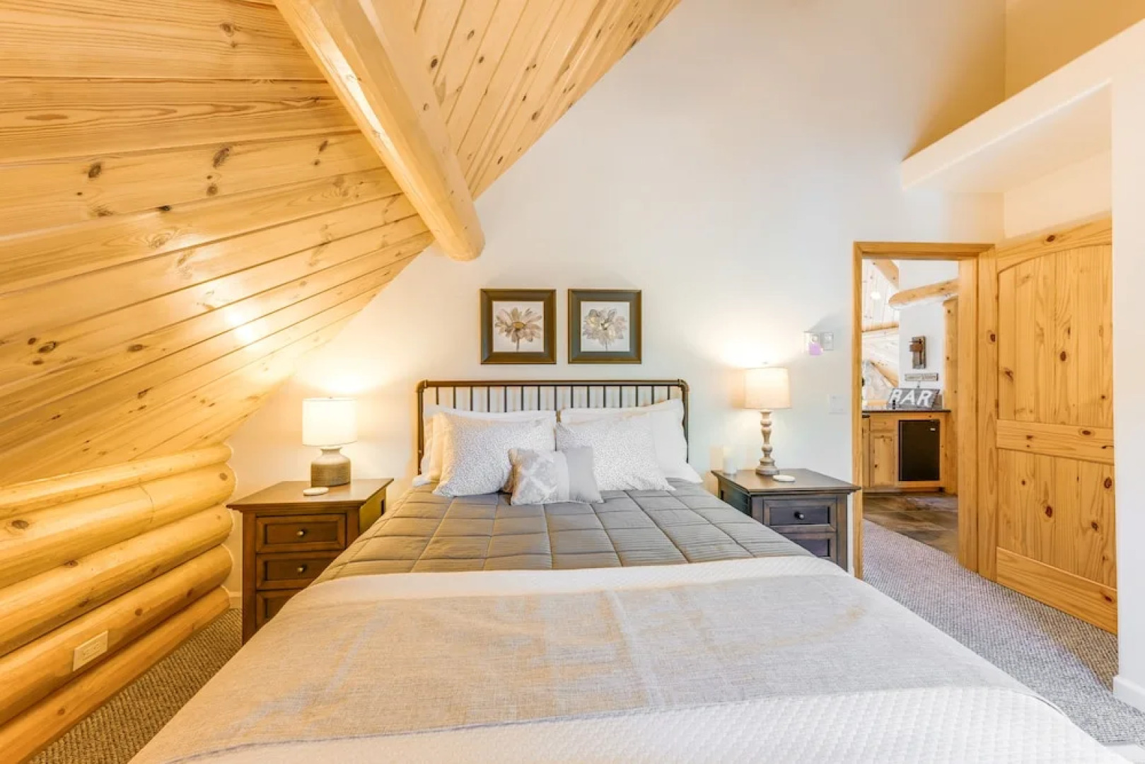 Mountain Cabin w/ Hot Tub: 4 Mi to Shaver Lake!