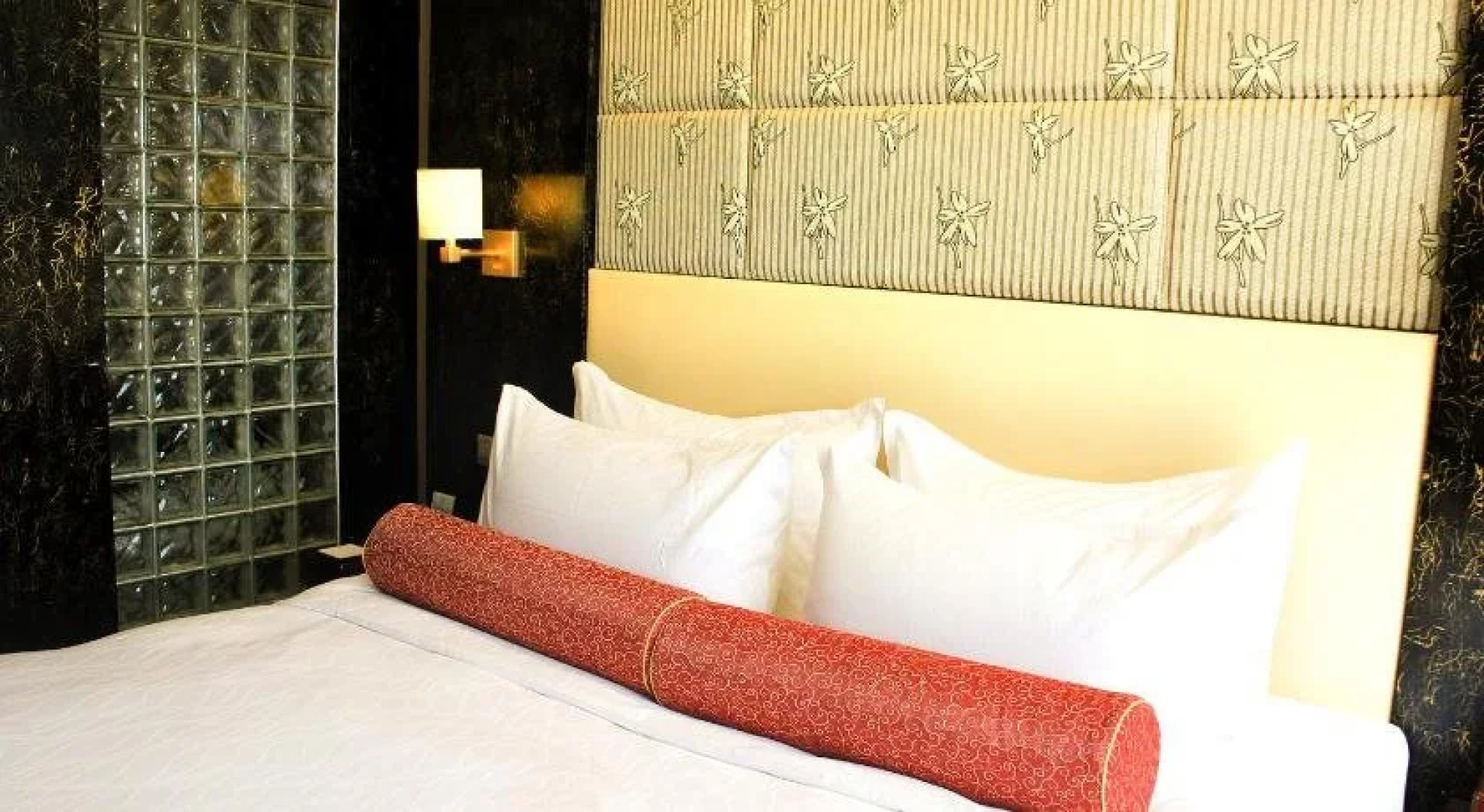 Jinling Danyang Hotel