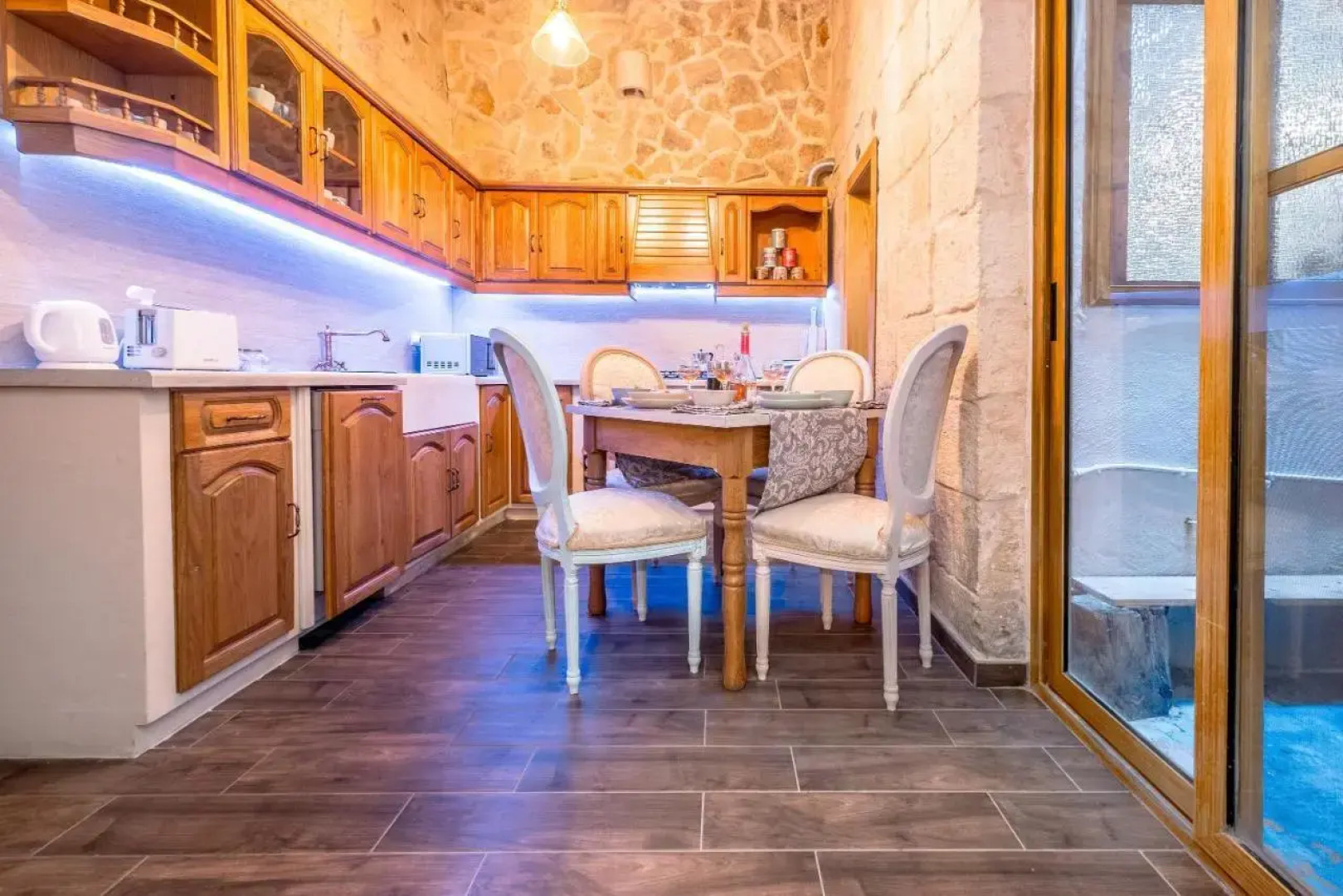 Kharmen A 1565s House with Seaviews