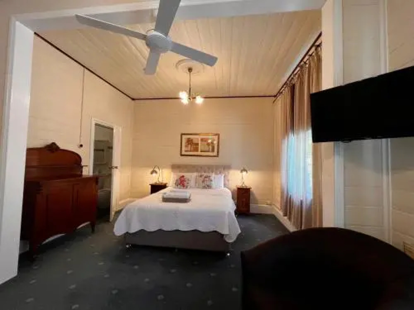 Quality Inn St. Mounts