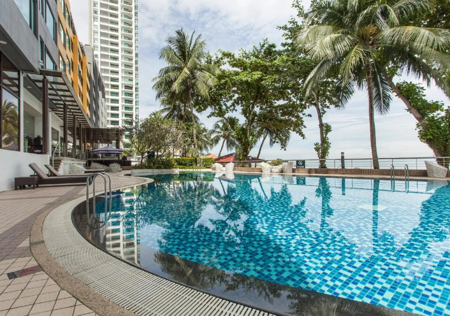 Mercure Penang Beach