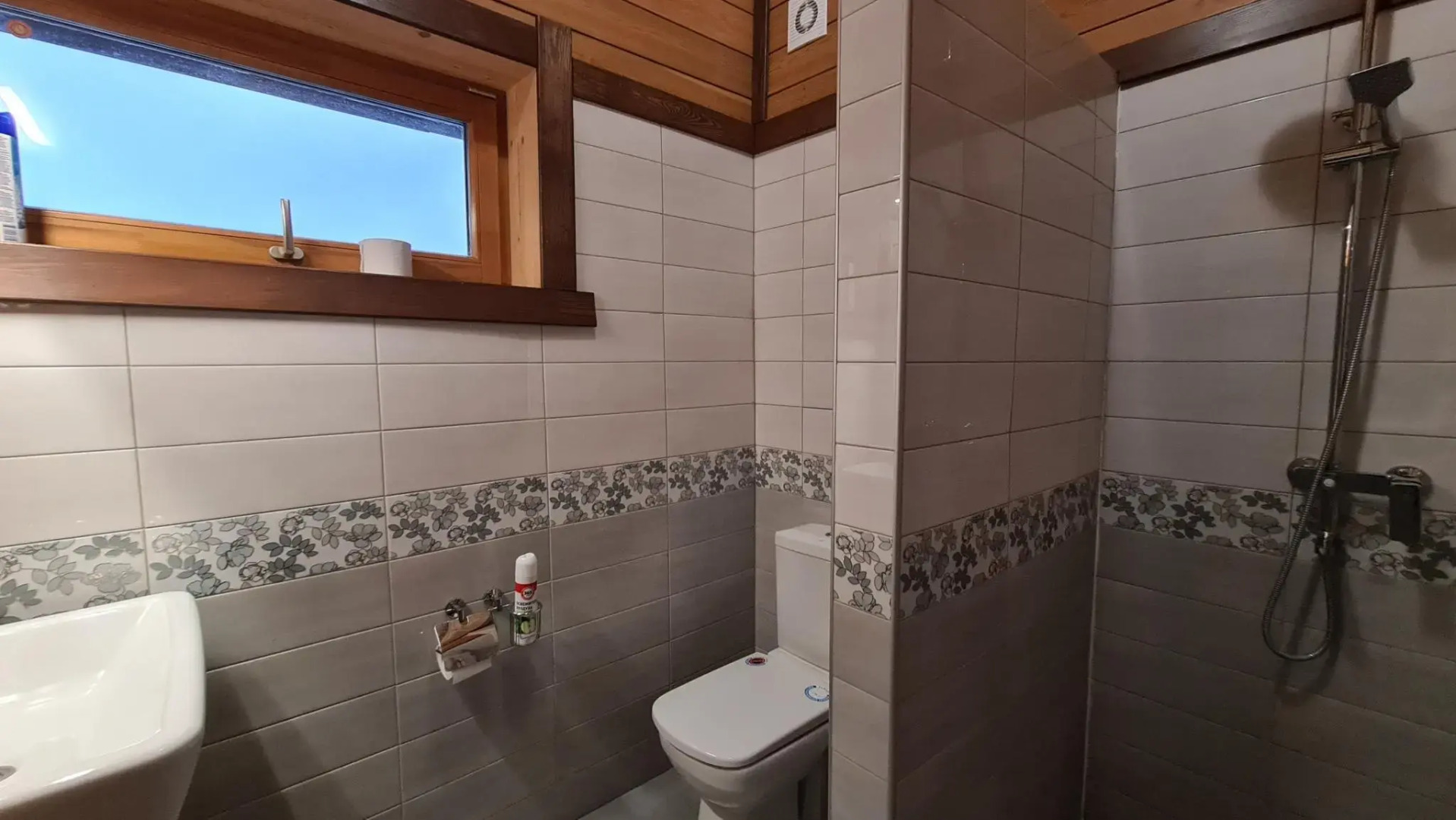 Коттедж Б1 на базе отдыха Новинки Парк