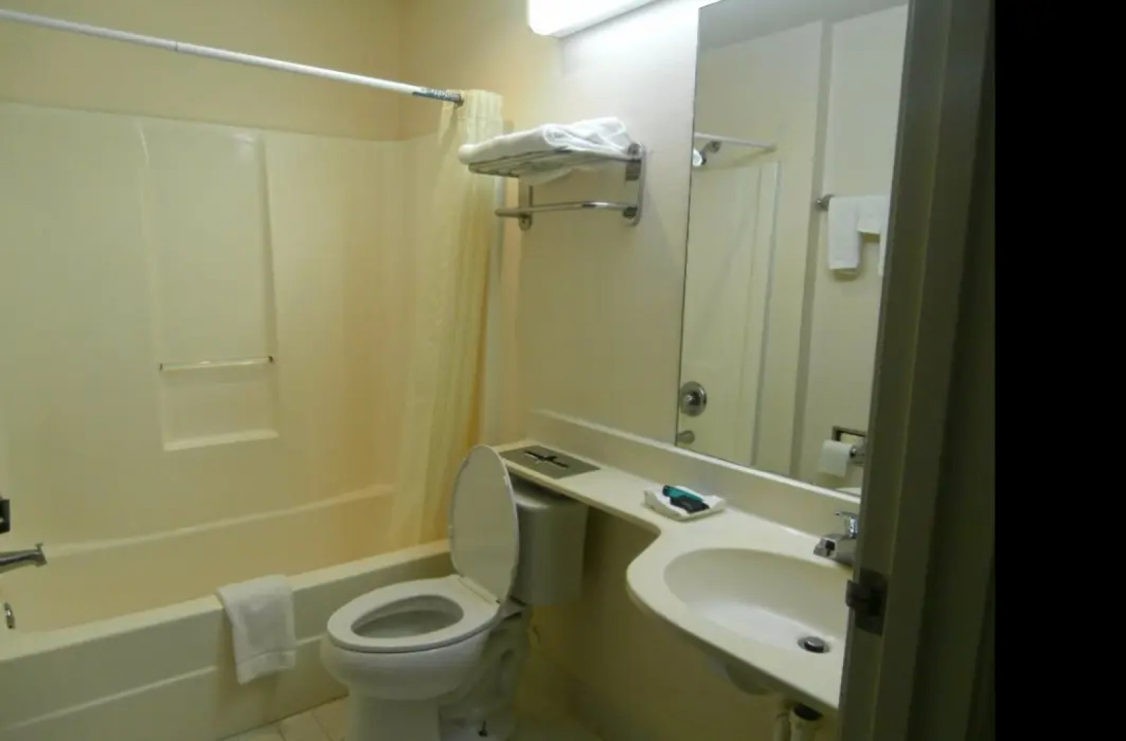 Americas Best Value Inn & Suites McDonough