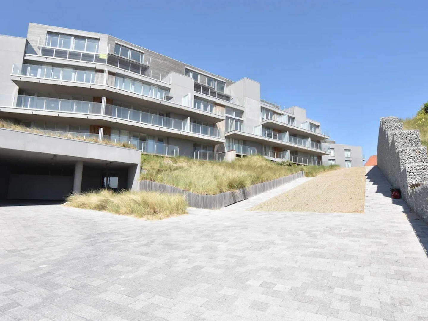 Bright Coastal Family Escape