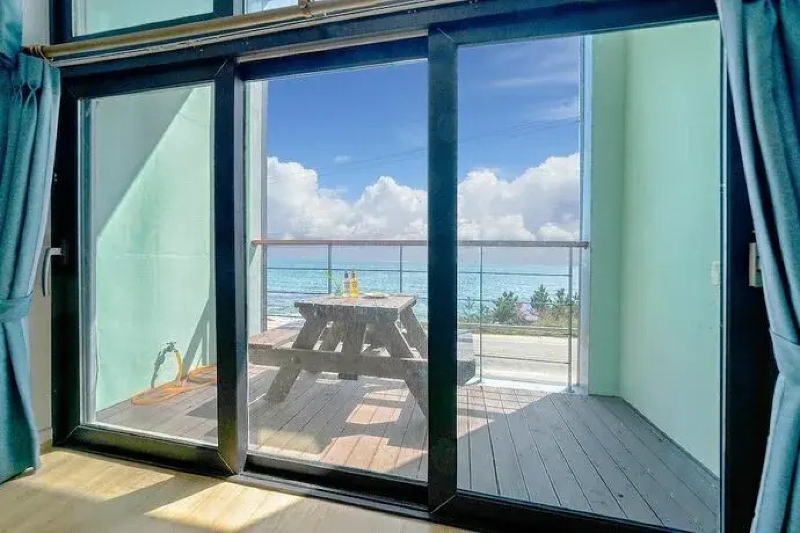 Youngduk Cube Pension