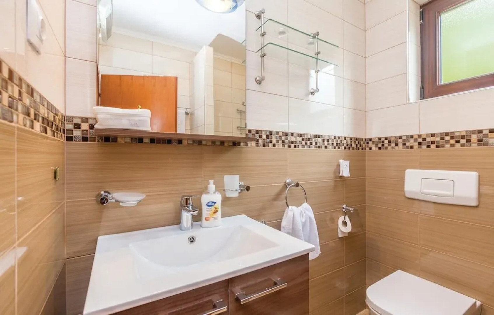 Amazing Home in Njivice With Sauna, Wifi and 3 Bedrooms