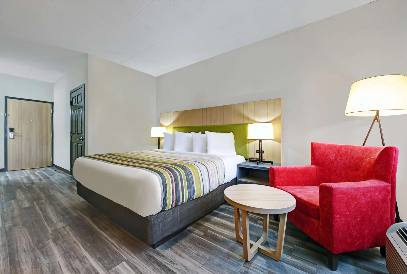 Country Inn & Suites by Radisson, Pierre, SD