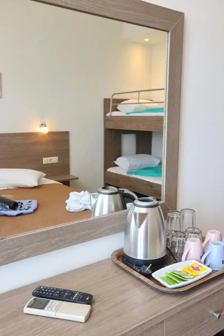 Summer Beach Hotel