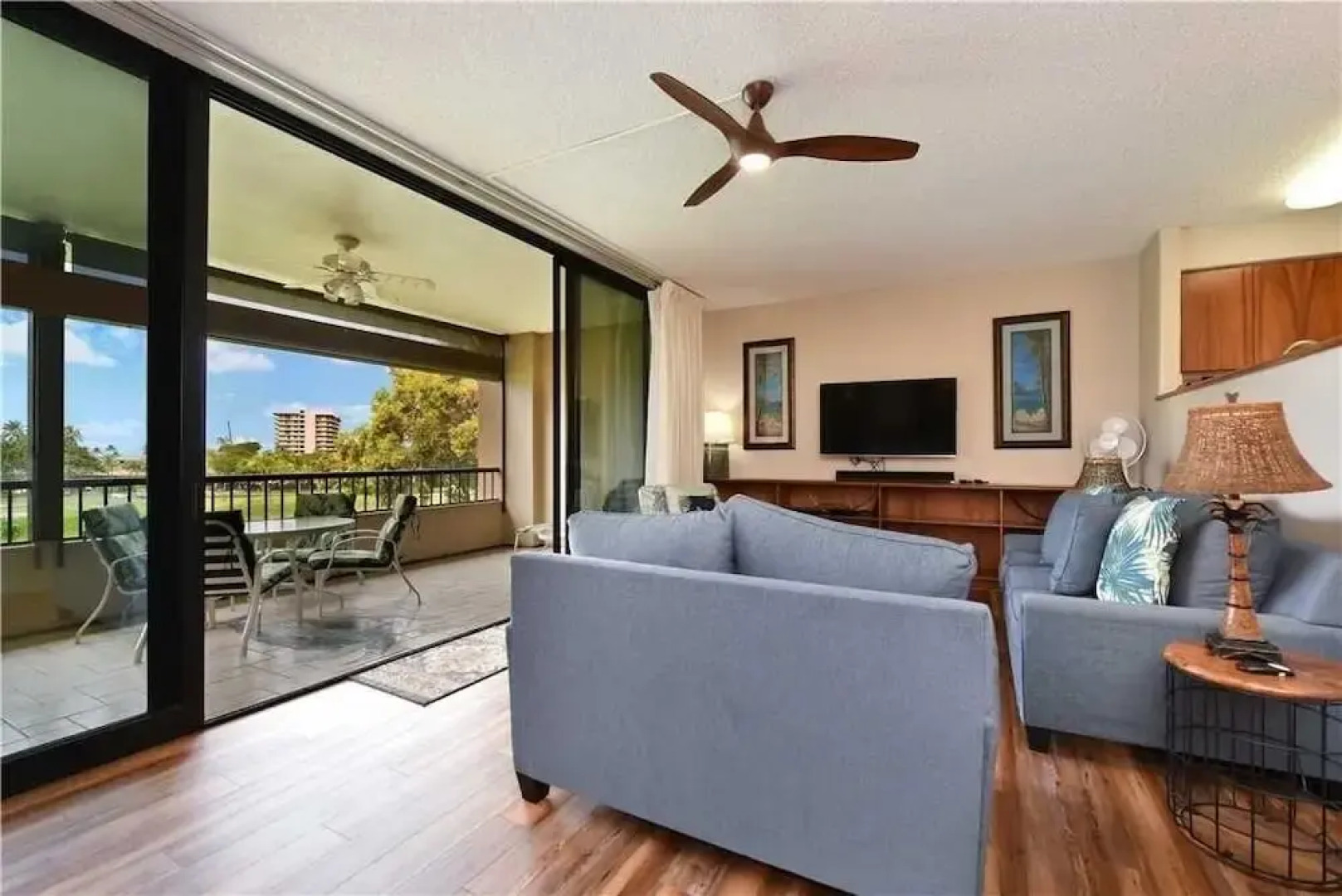 Kaanapali Royal #E302 - 2 Br Condo