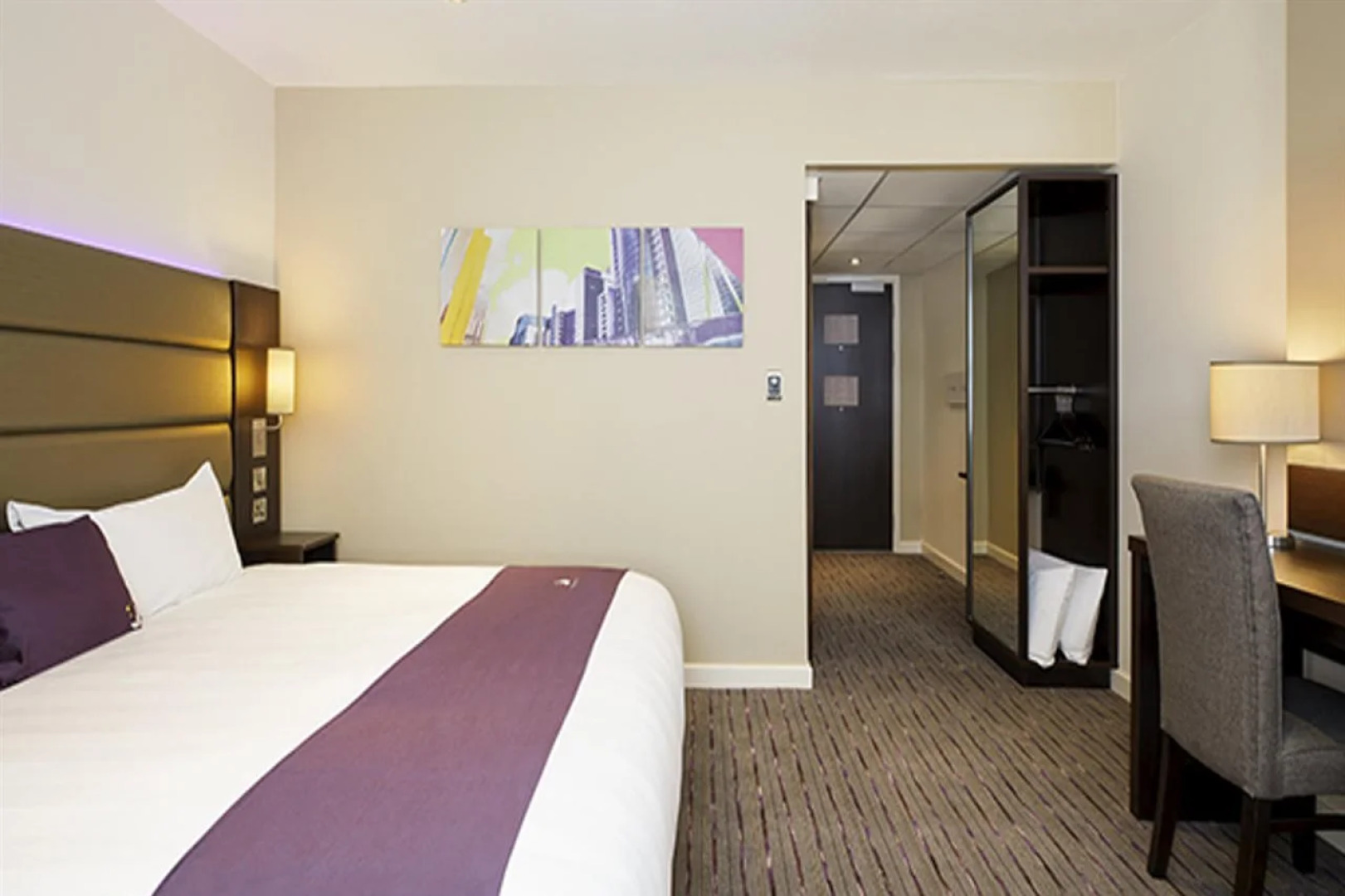 Premier Inn Watford Central