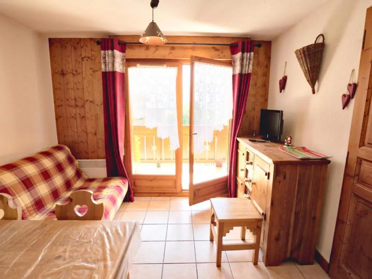 Appartement Flumet, 2 pièces, 6 personnes - FR-1-505-61