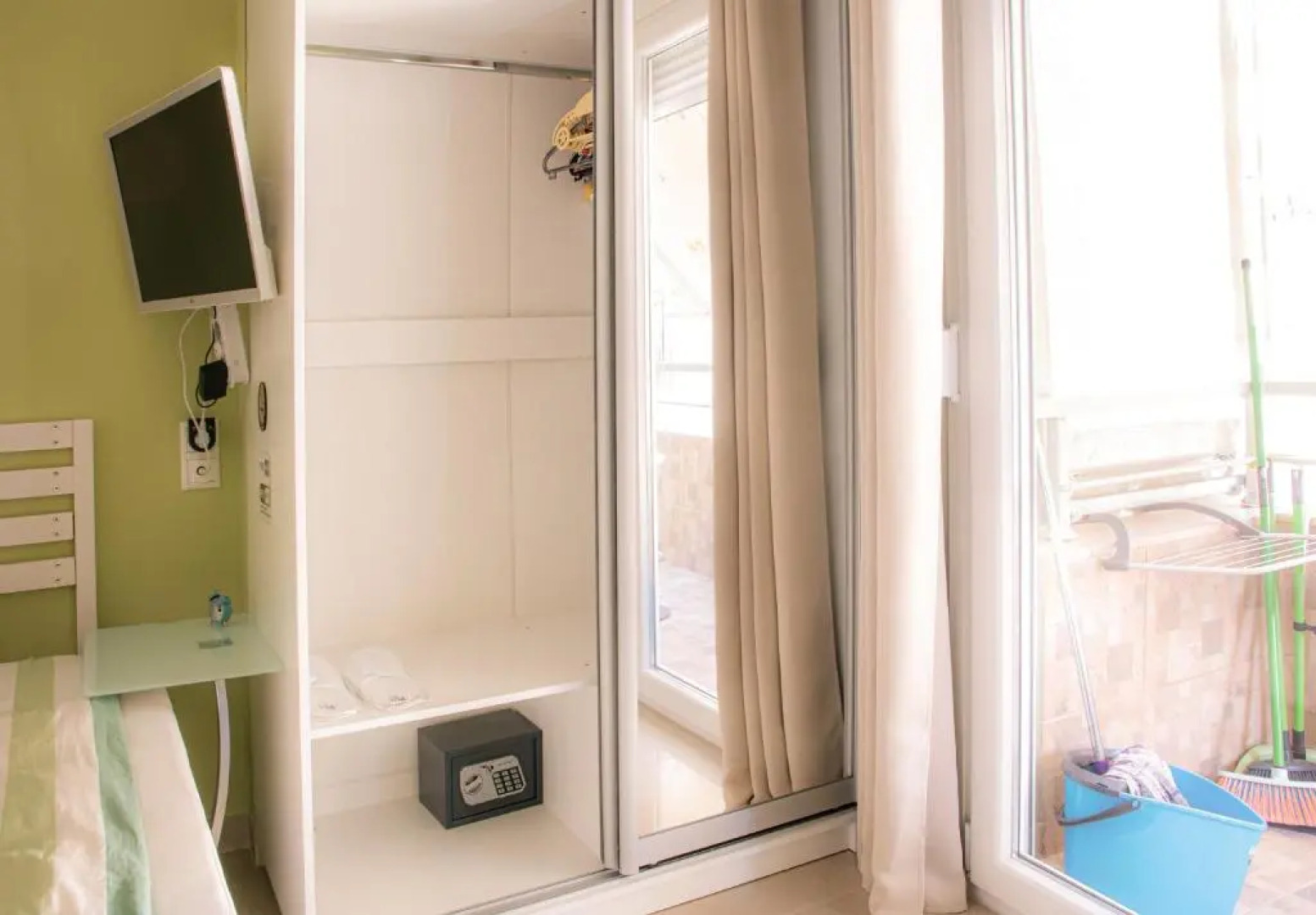 Apollo 1 - Luxury Apartment