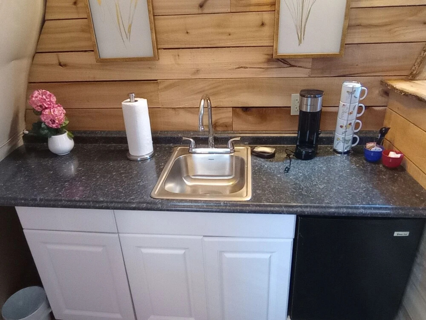 Elk River Hotel & Cafe