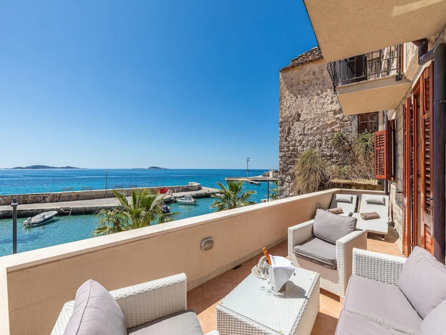 Villa Ana