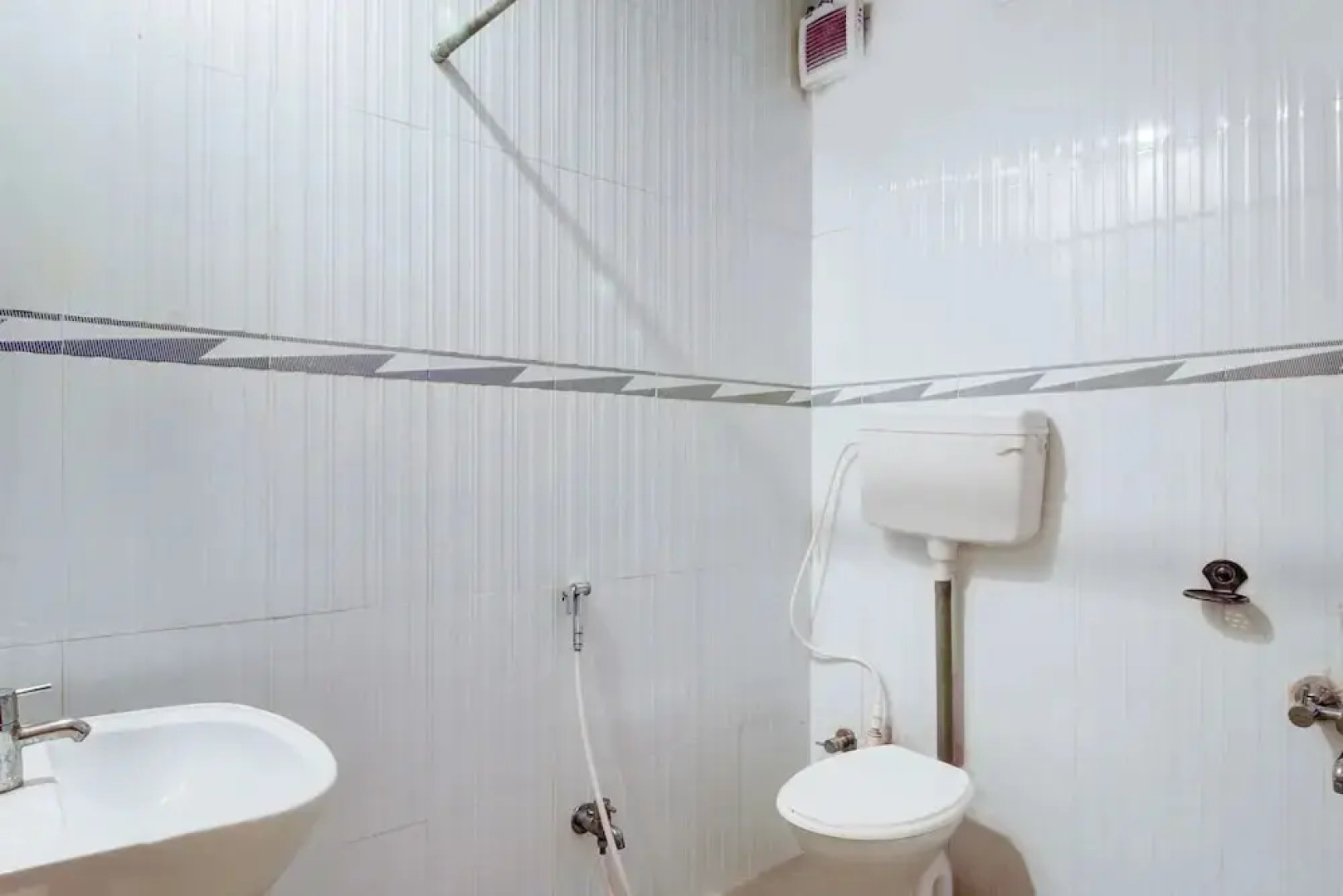 Hotel Galaxy Residency By OYO Rooms