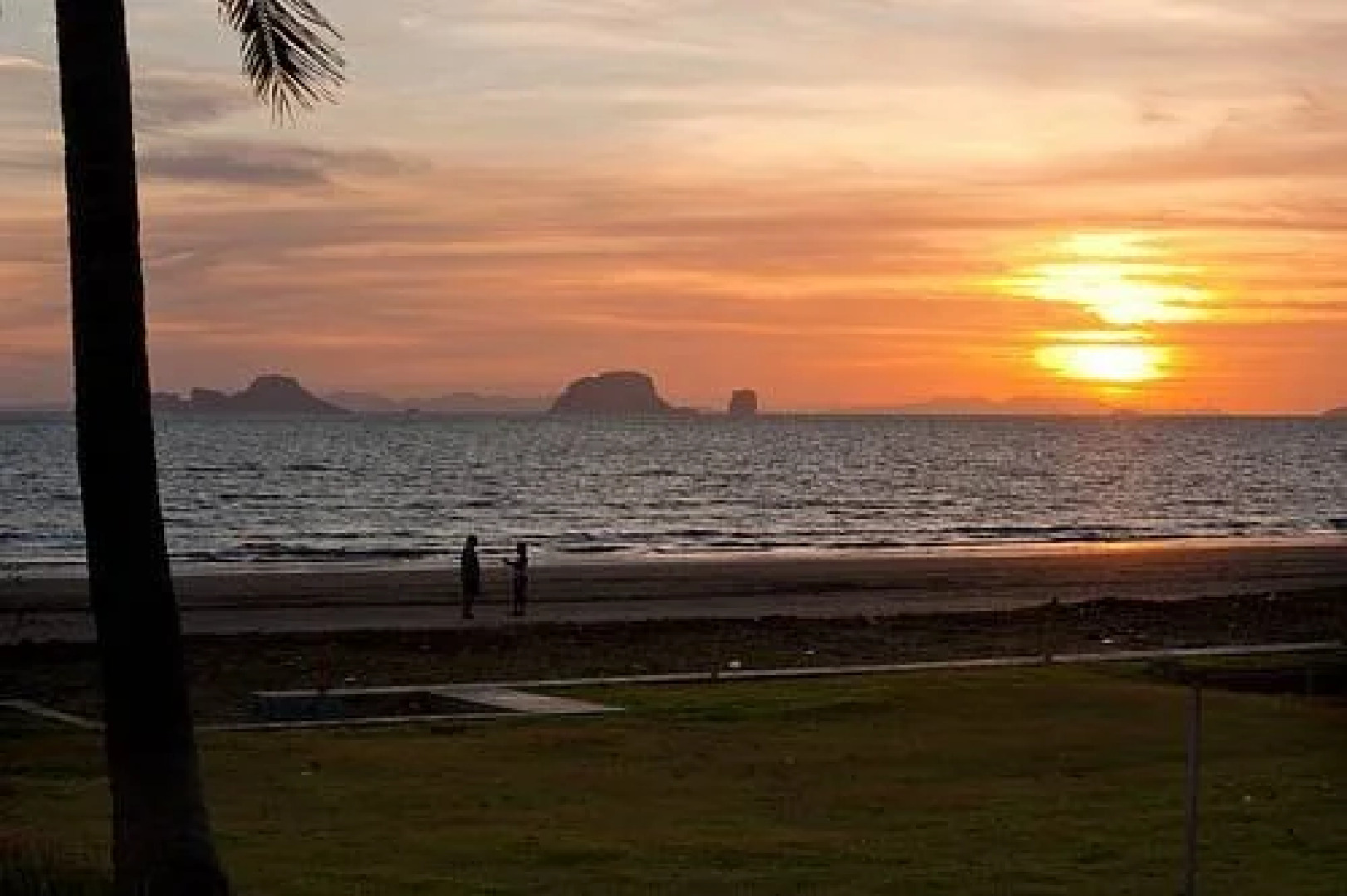 Krabi Sunset Beachfront Villa