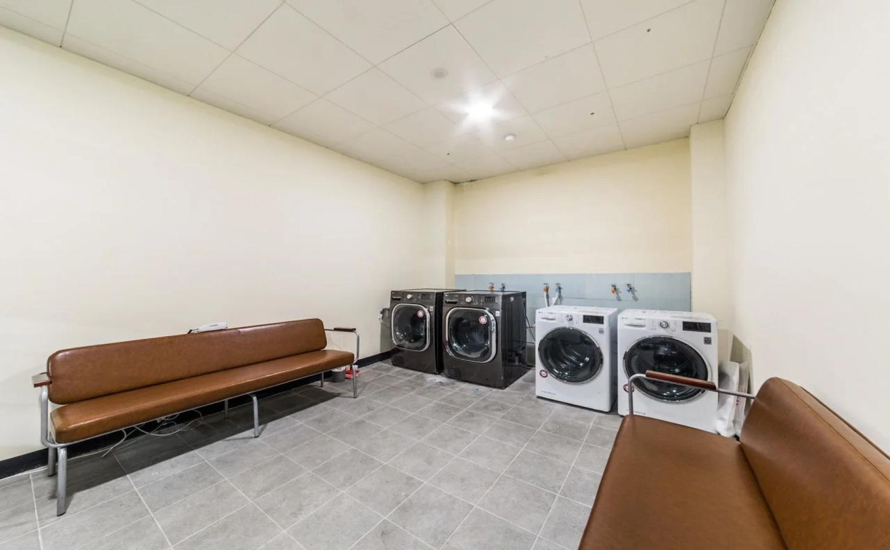 Gimpo Pentastar Hotel