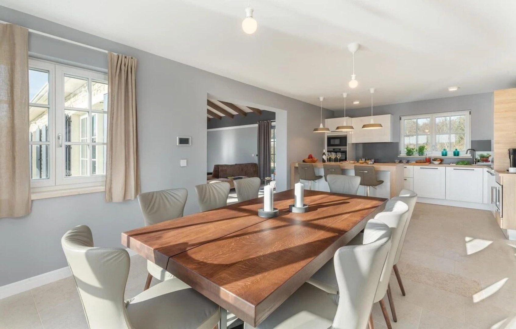 Beautiful Home in Babudri With 5 Bedrooms, Wifi and Outdoor Swimming Pool