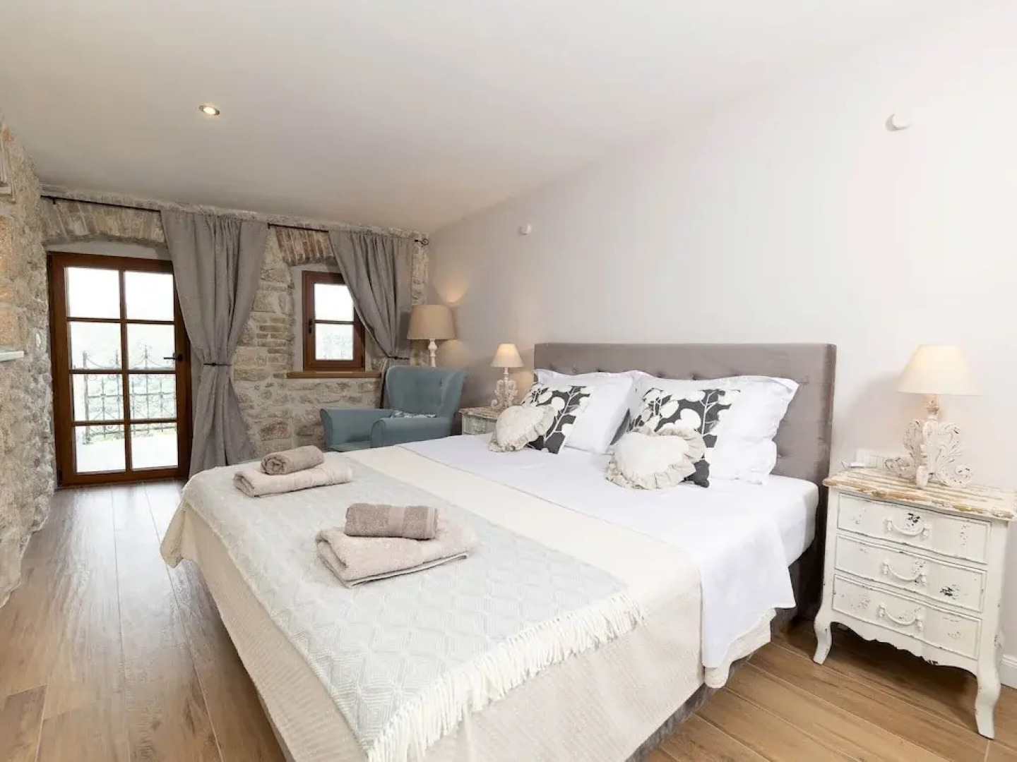 Amazing Villa With Pool, Wellness and Stunning View