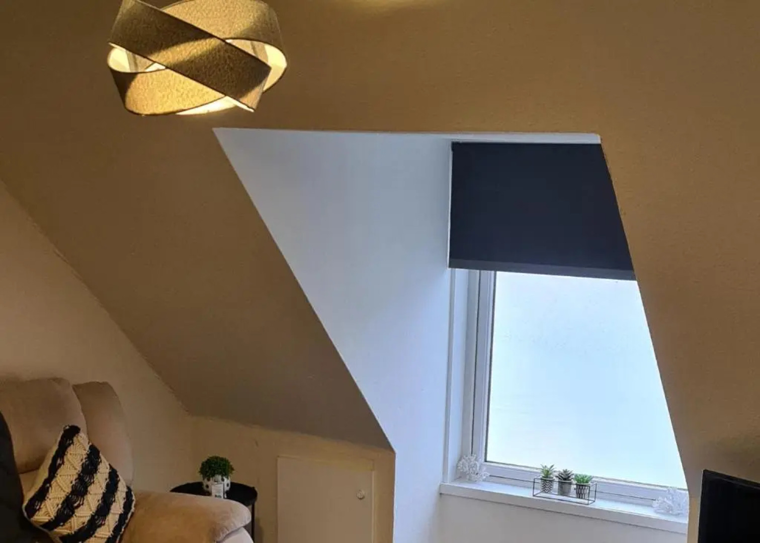 Inviting 1-bed Apartment in Campbeltown Loch Views