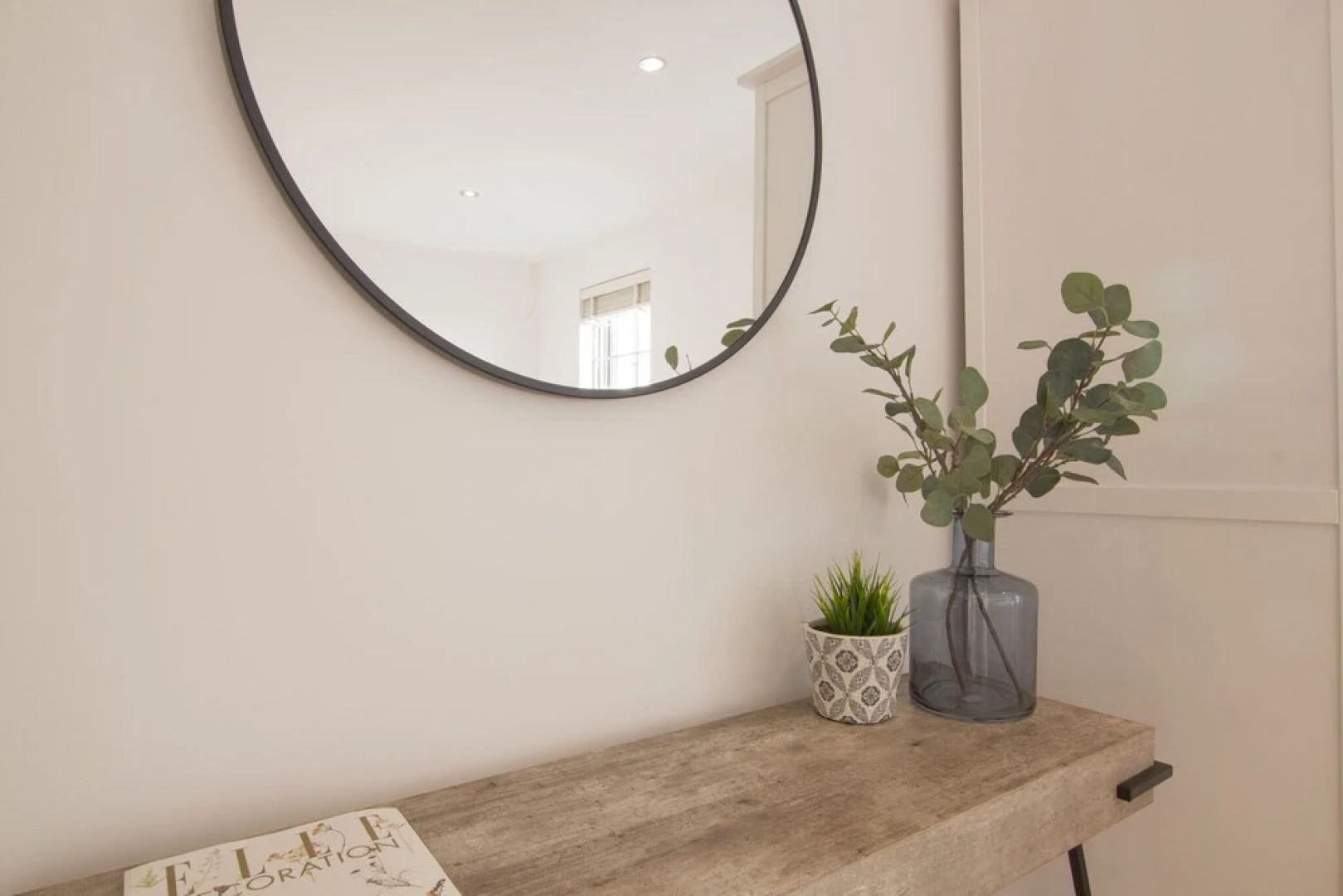 BookedUK - Cosy but spacious apartment