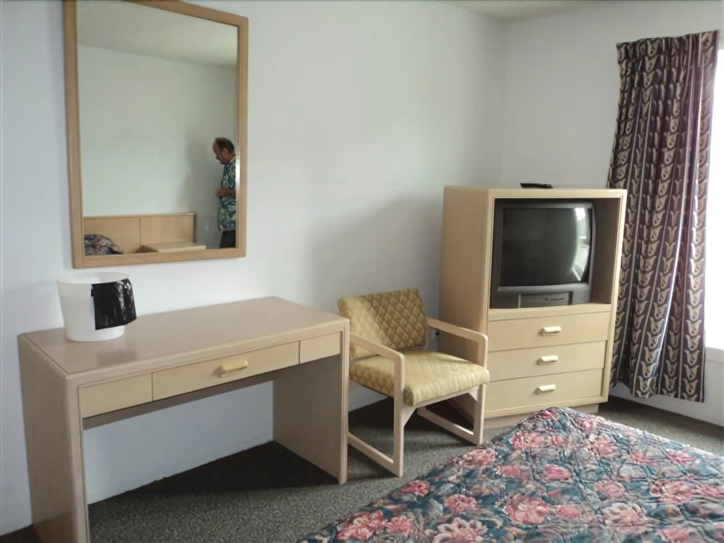 Oasis Hotel