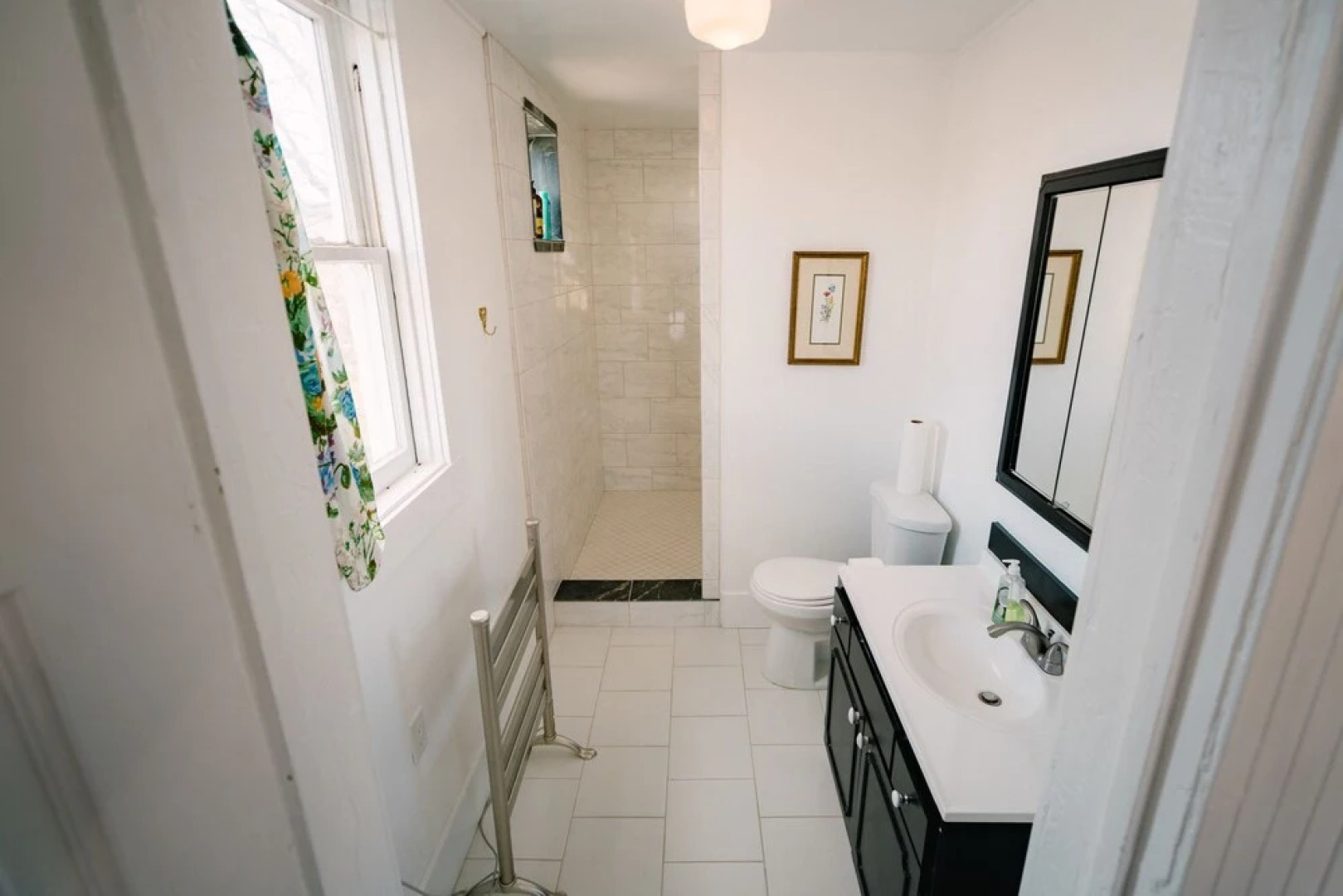 The Gilded Drifter Inn