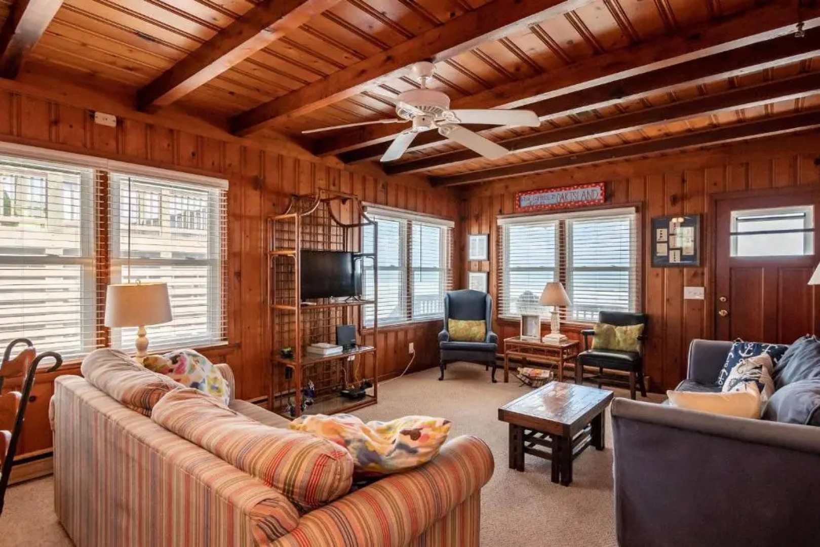 Lowe Tide by Oak Island Accommodations