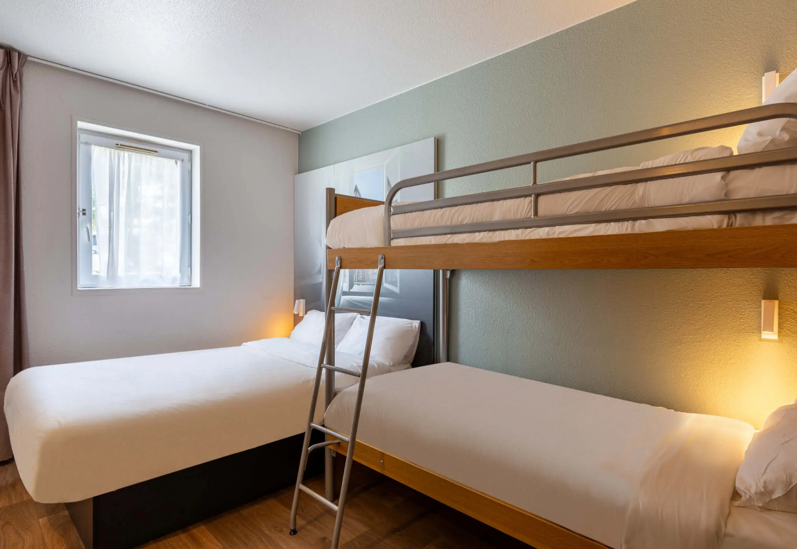 B&B Hotel Chartres Le Coudray