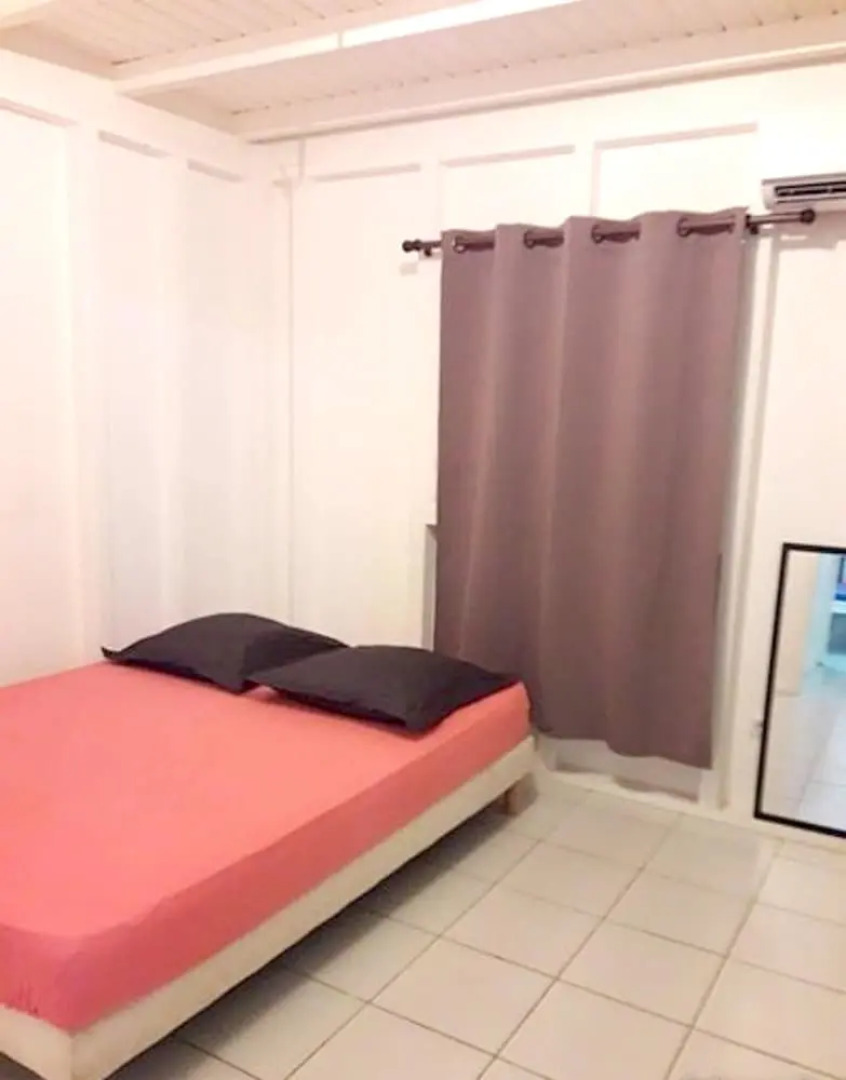 House With 2 Bedrooms in Le Lamentin, With Enclosed Garden and Wifi