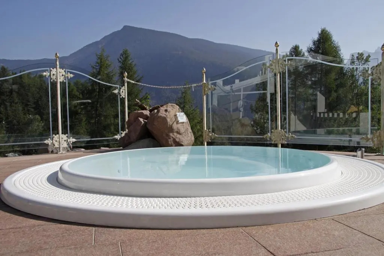 Mountain Spa Resort Albion