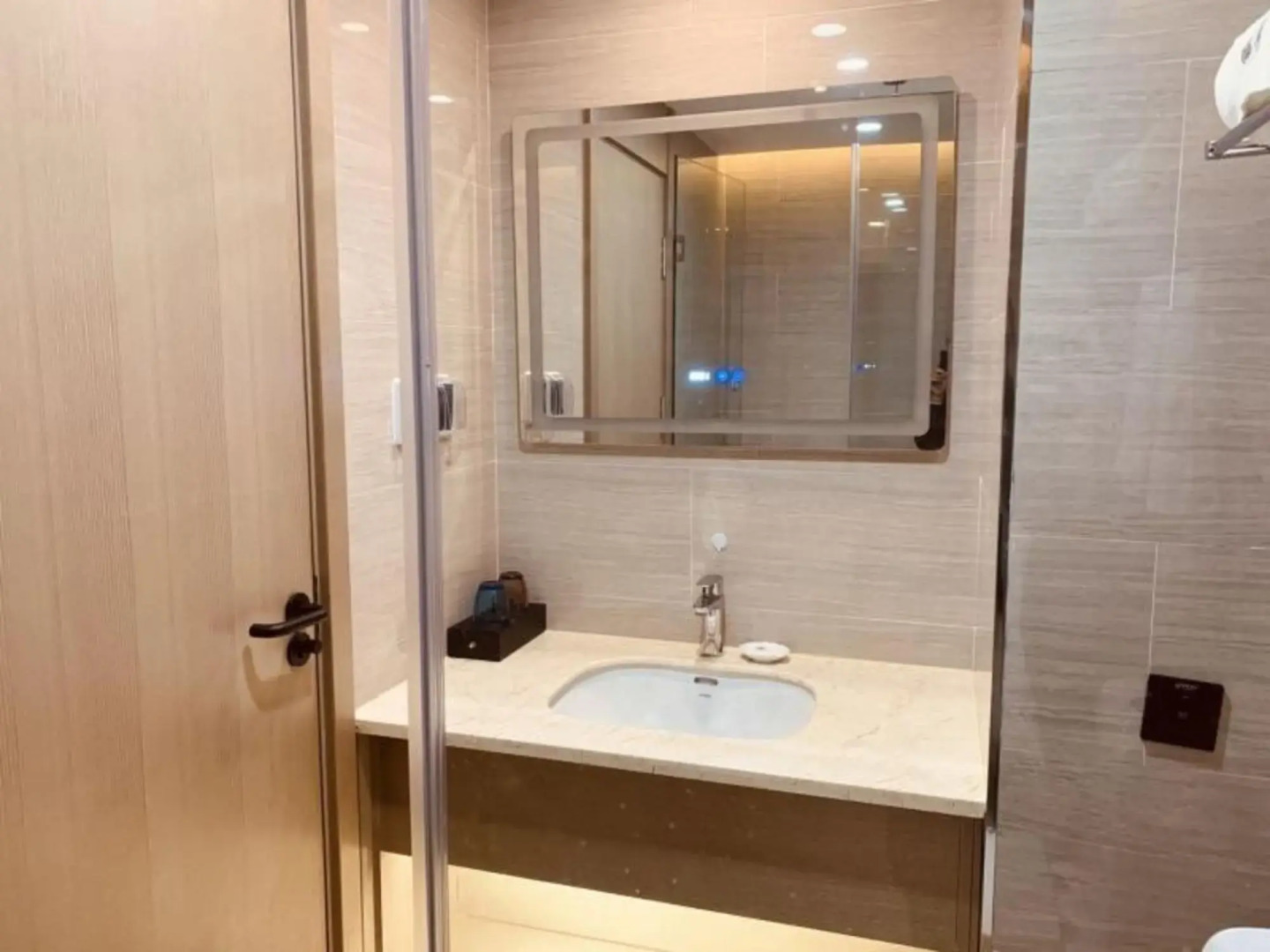 GreenTree Inn Baicheng Taobei Railway Station Hote