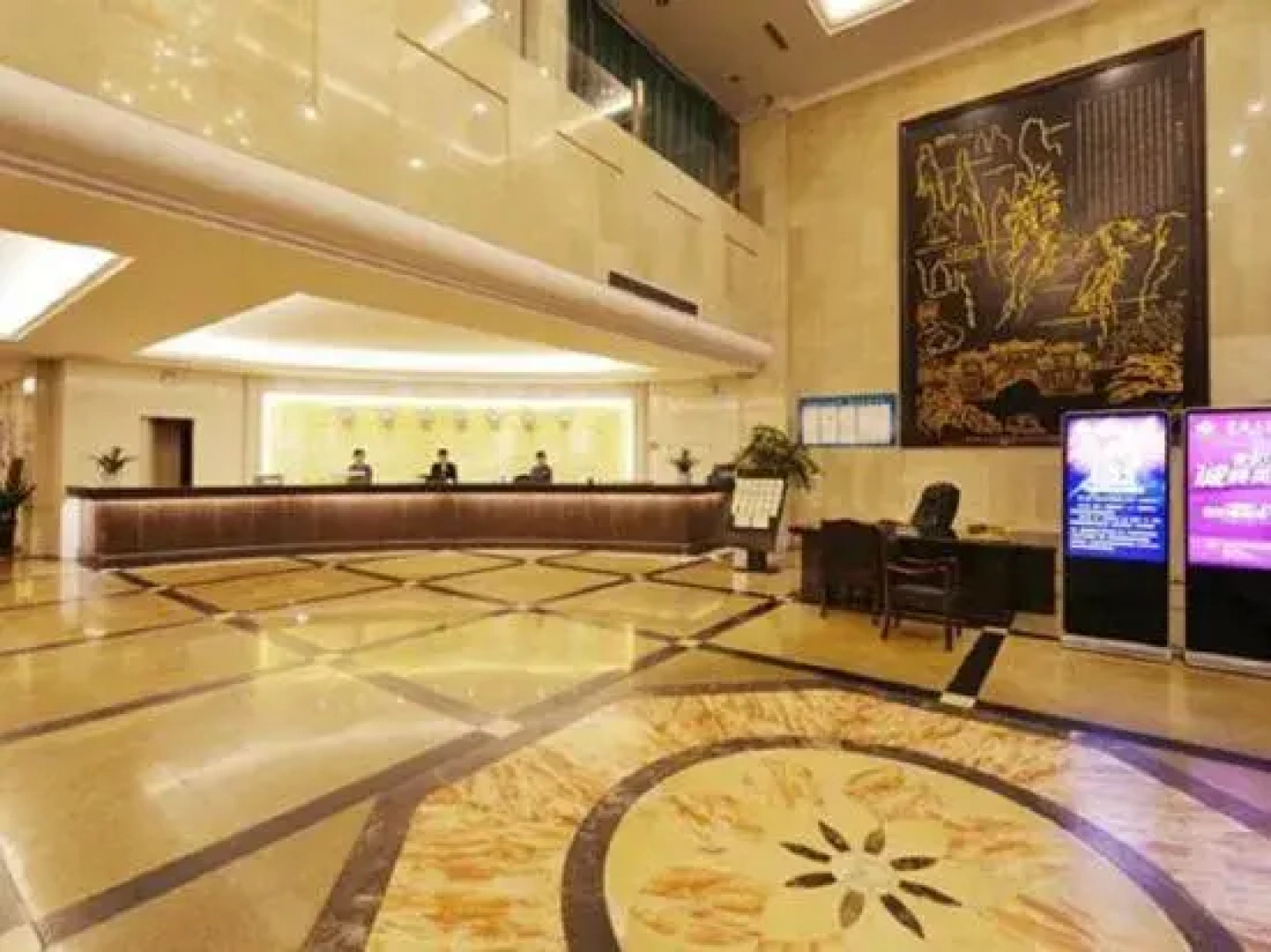 Huajing Hotel
