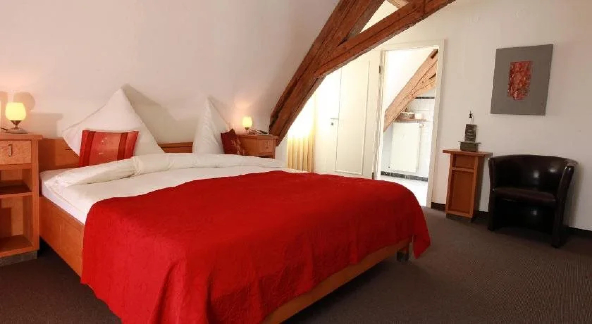 Gasthaus & Hotel "Zum Hirschen"