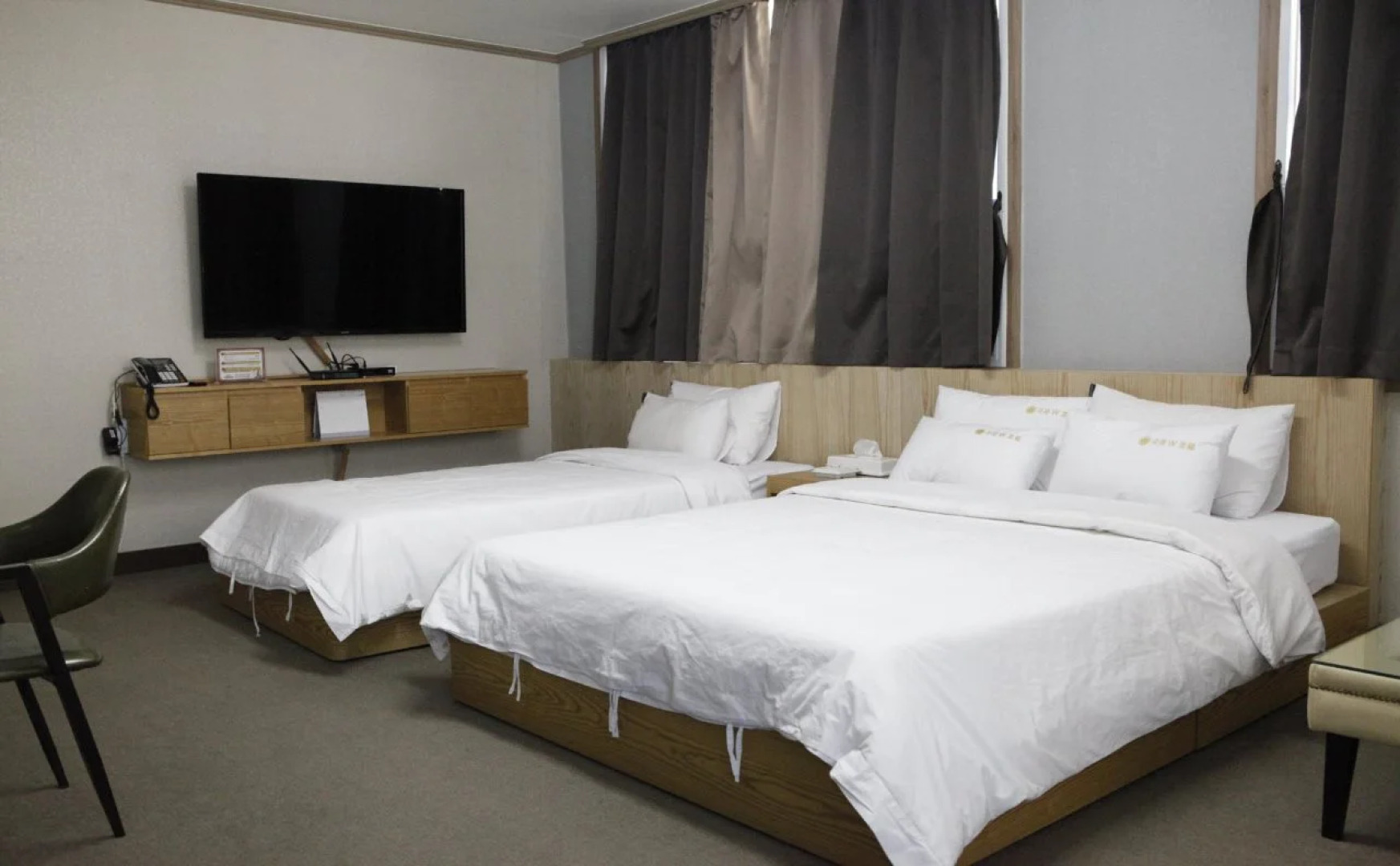 Gukje Business Hotel