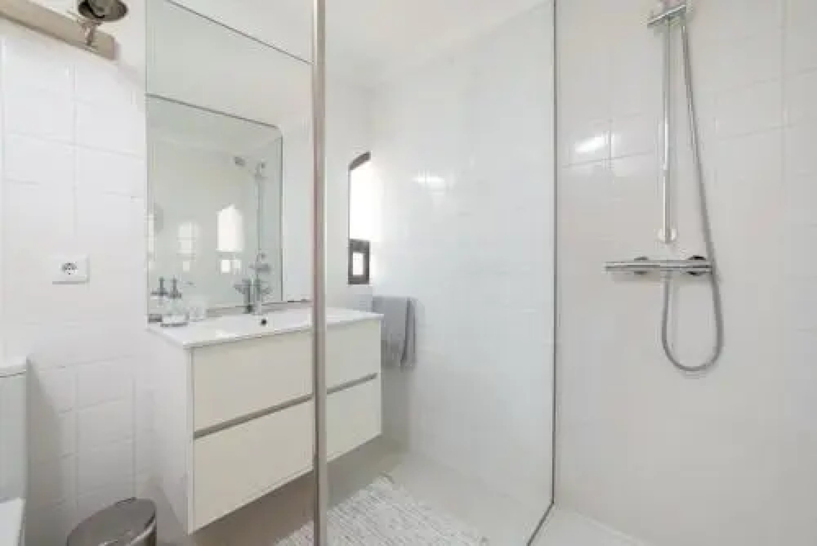 Fabrica Beach Apartments